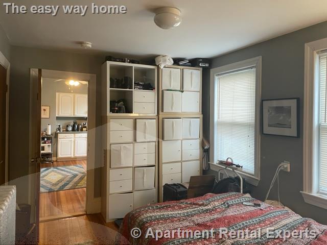 61 Clarendon Ave, Davis Square