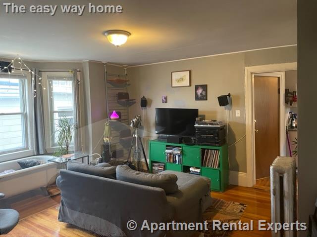 61 Clarendon Ave, Davis Square