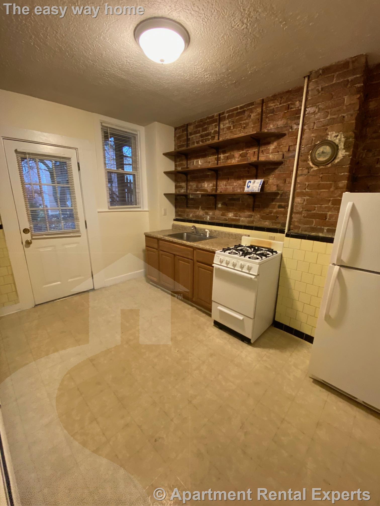 10 Evergreen Sq, Porter Square