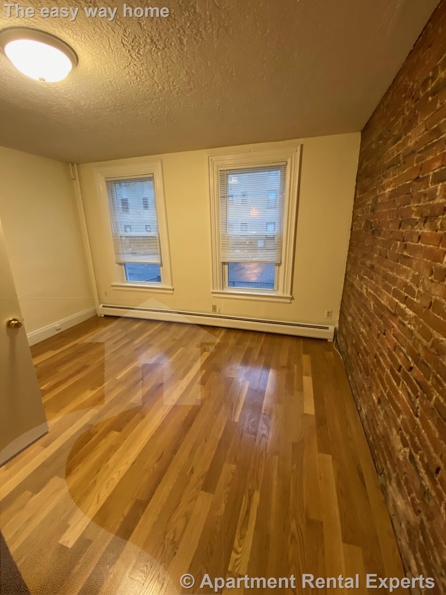 10 Evergreen Sq, Porter Square