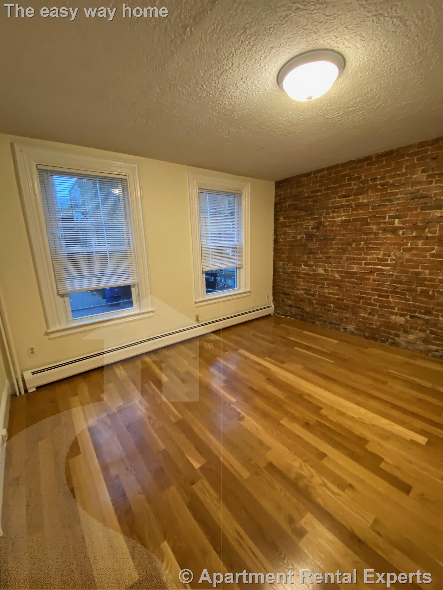 10 Evergreen Sq, Porter Square