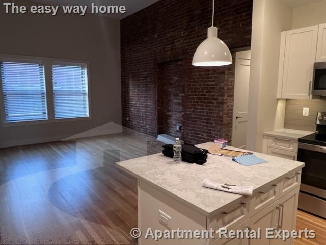 9 Sewall Ave, Coolidge Corner