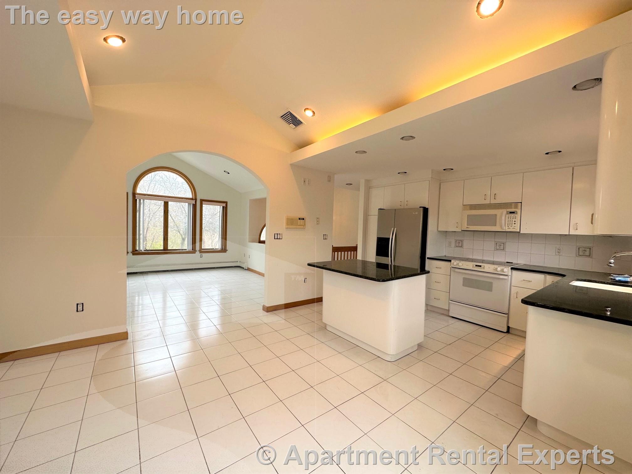 116 Grover Road Ext, Medford