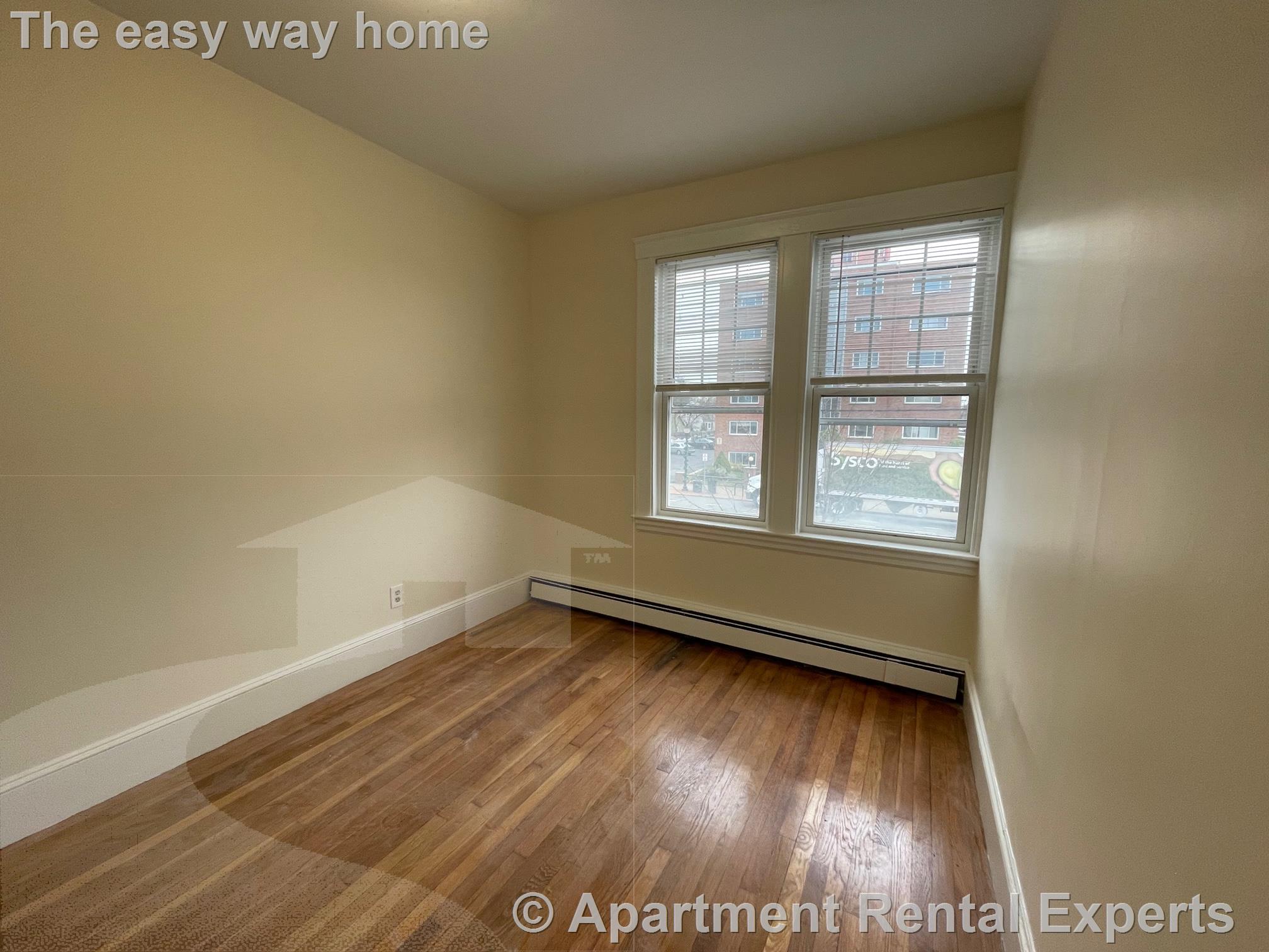 210 Massachusetts Ave, East Arlington