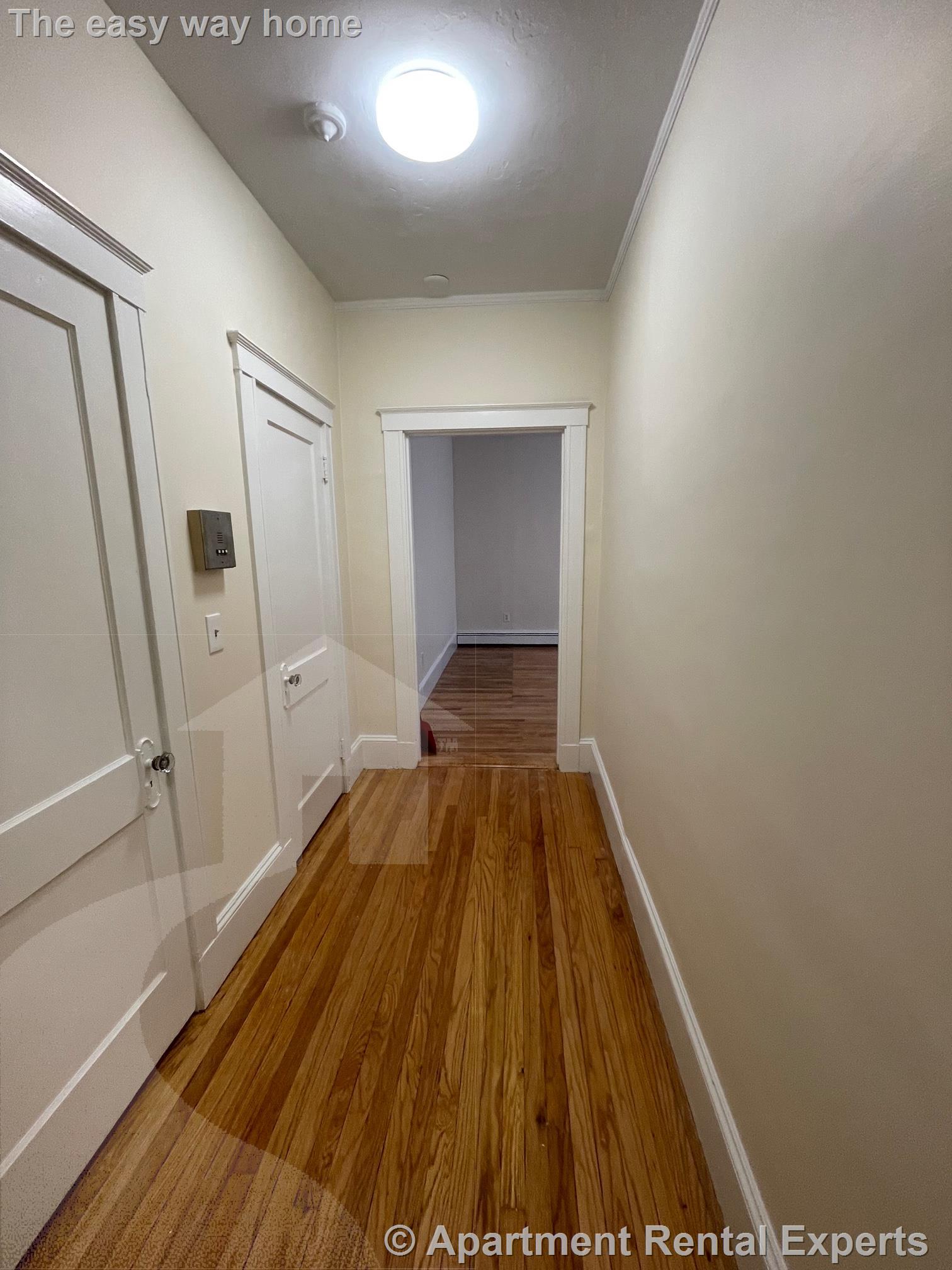 210 Massachusetts Ave, East Arlington