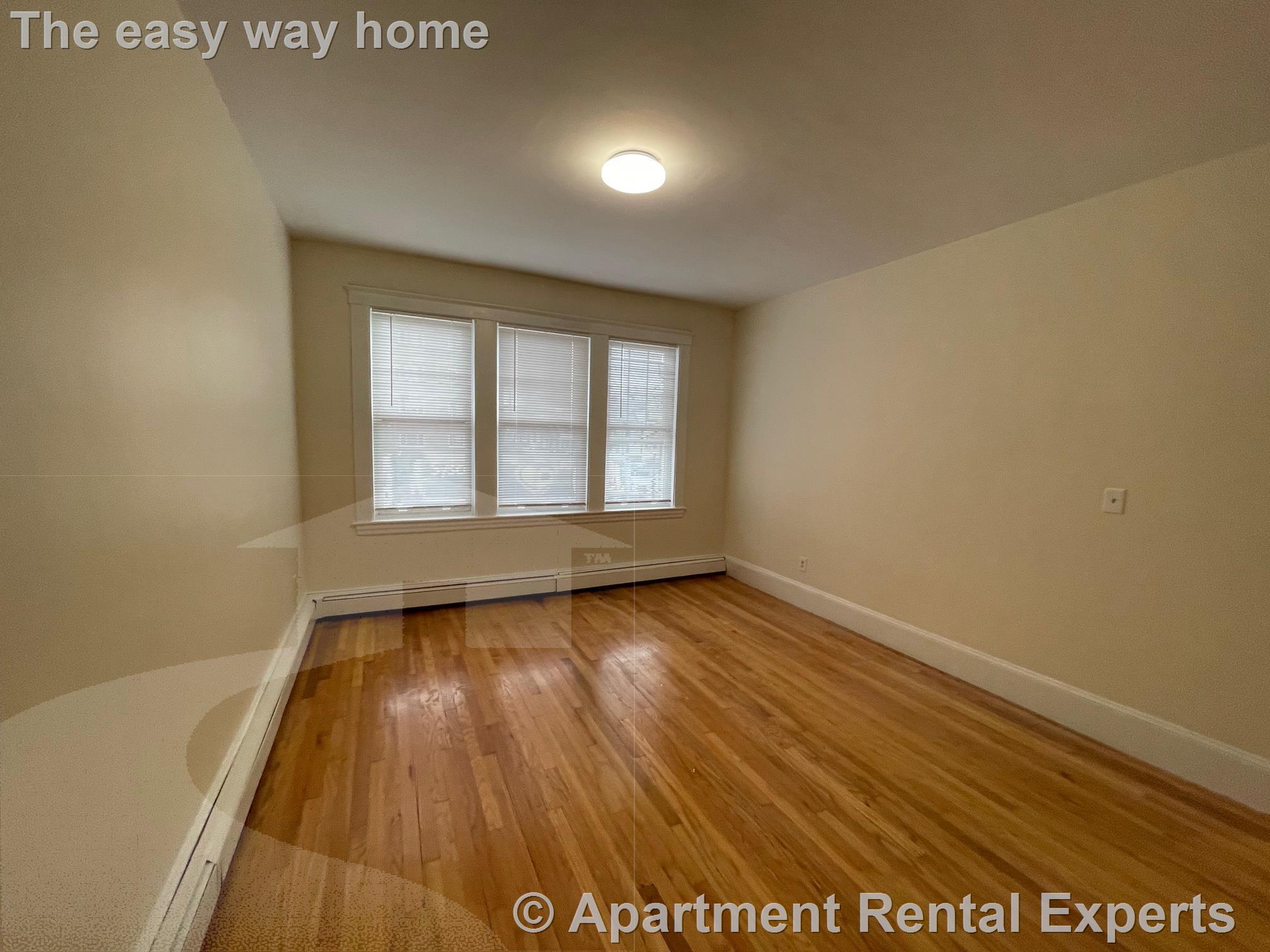 210 Massachusetts Ave, East Arlington