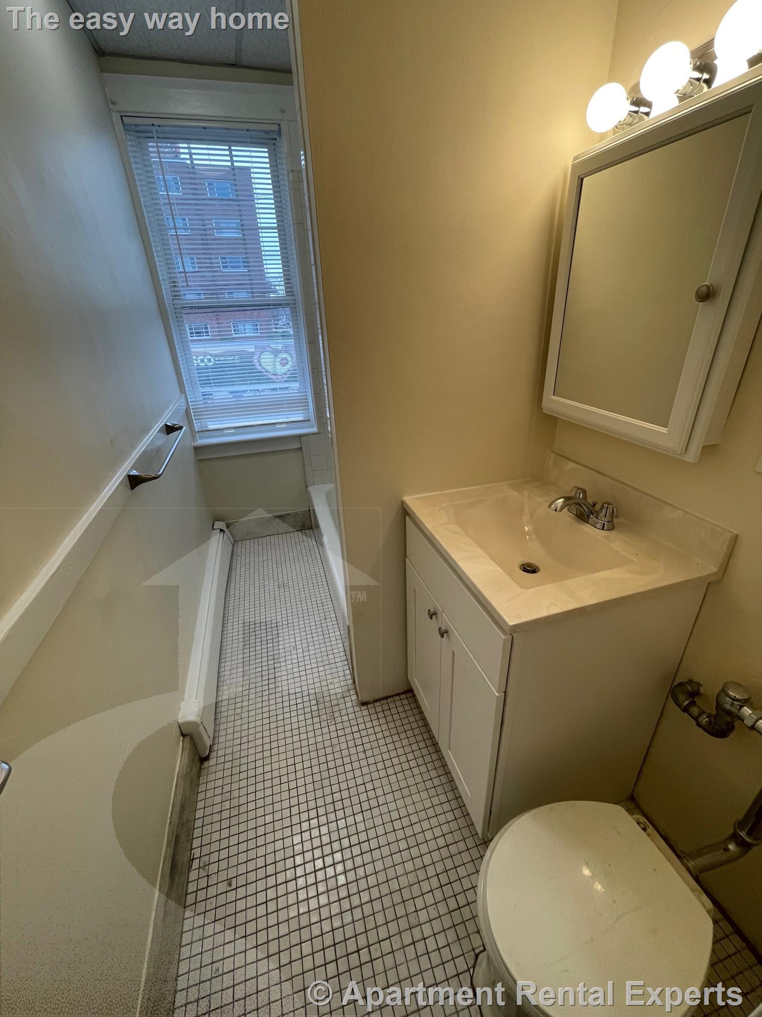 210 Massachusetts Ave, East Arlington