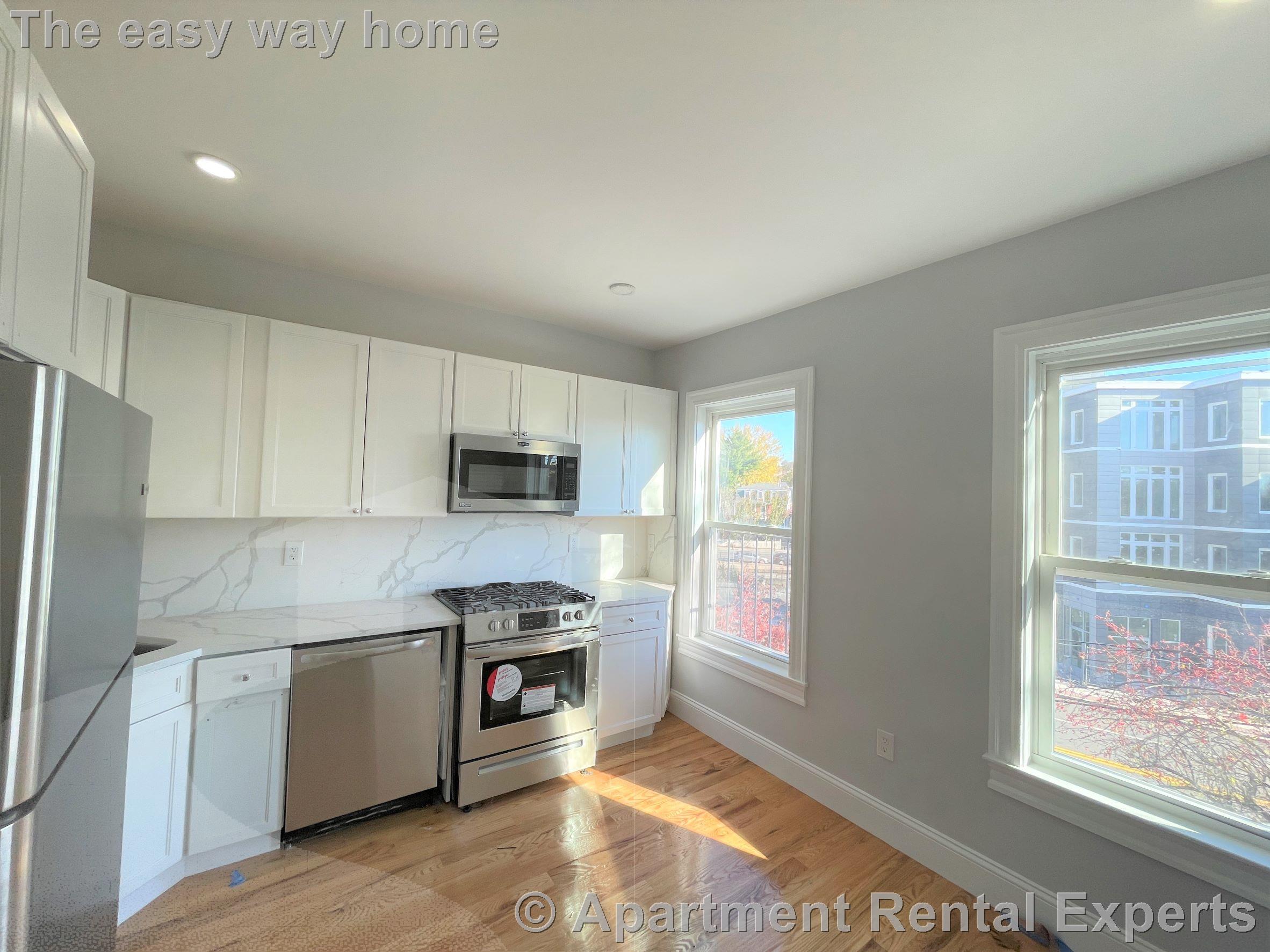 372 Oxford St, Porter Square