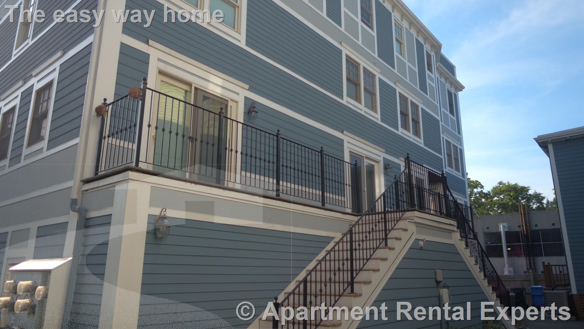 32 Elmer St, Harvard Square