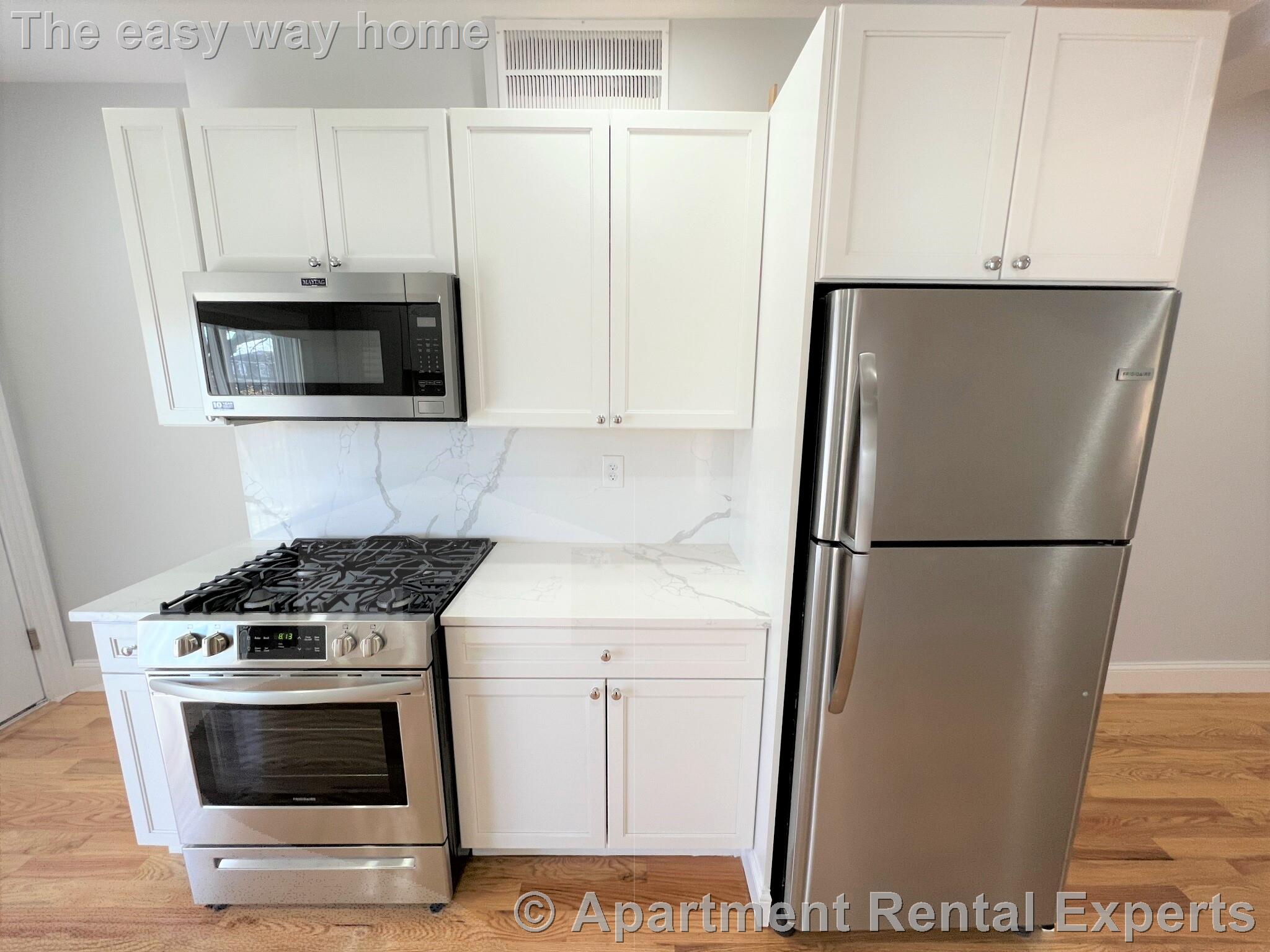 372 Oxford St, Porter Square