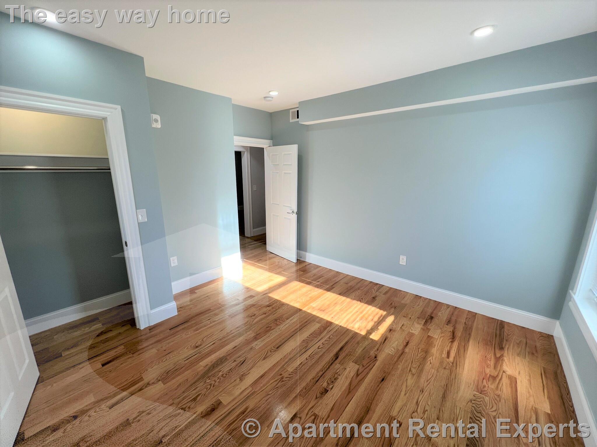 372 Oxford St, Porter Square