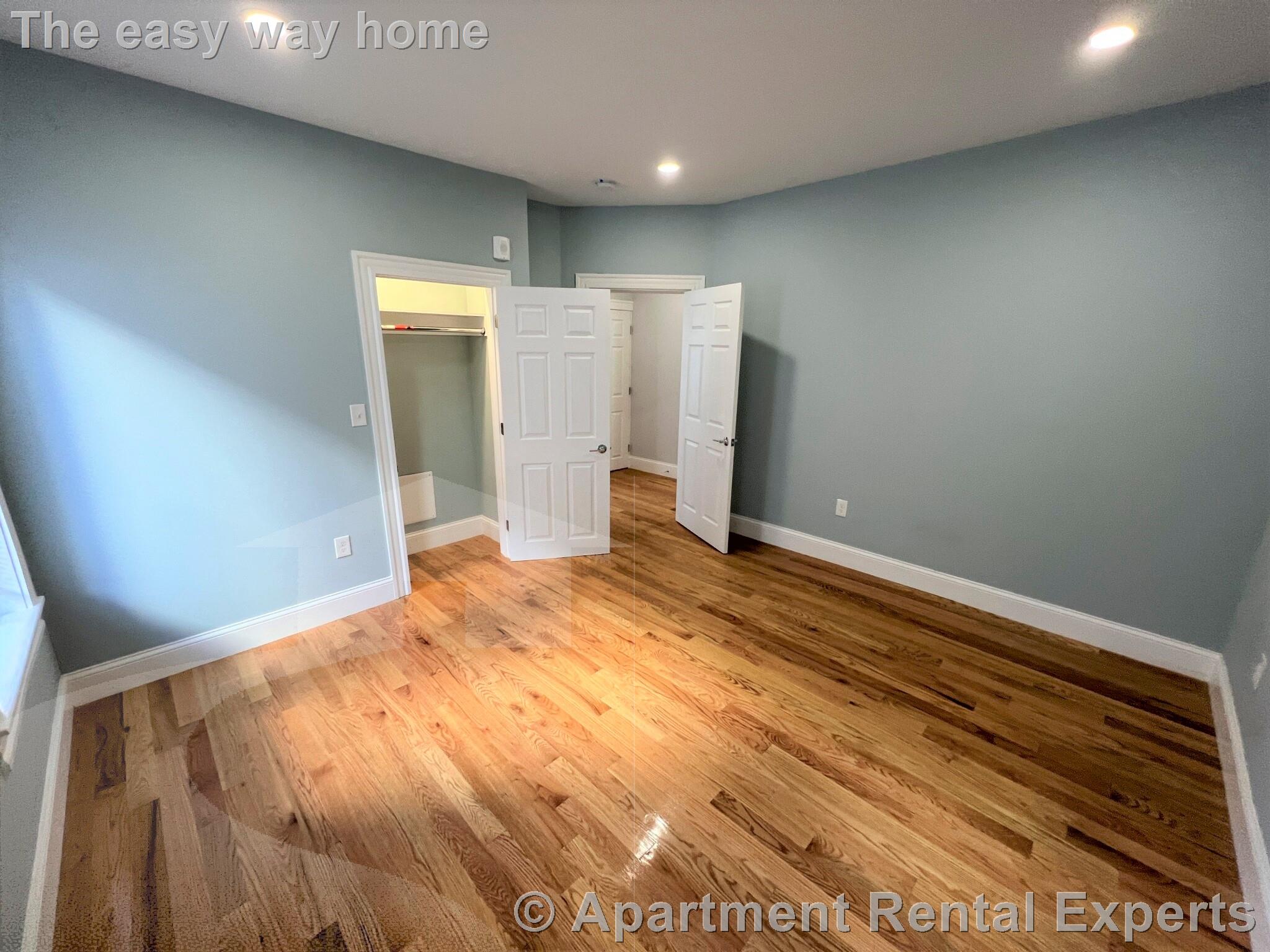 374 Oxford St, Porter Square