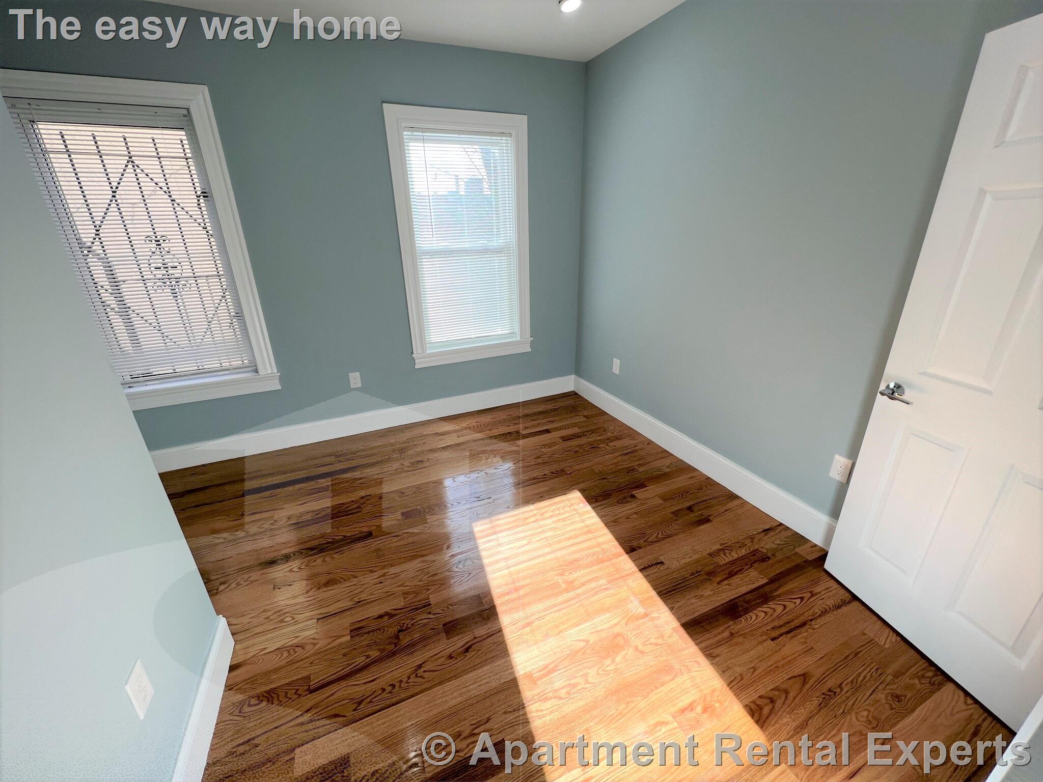 372 Oxford St, Porter Square