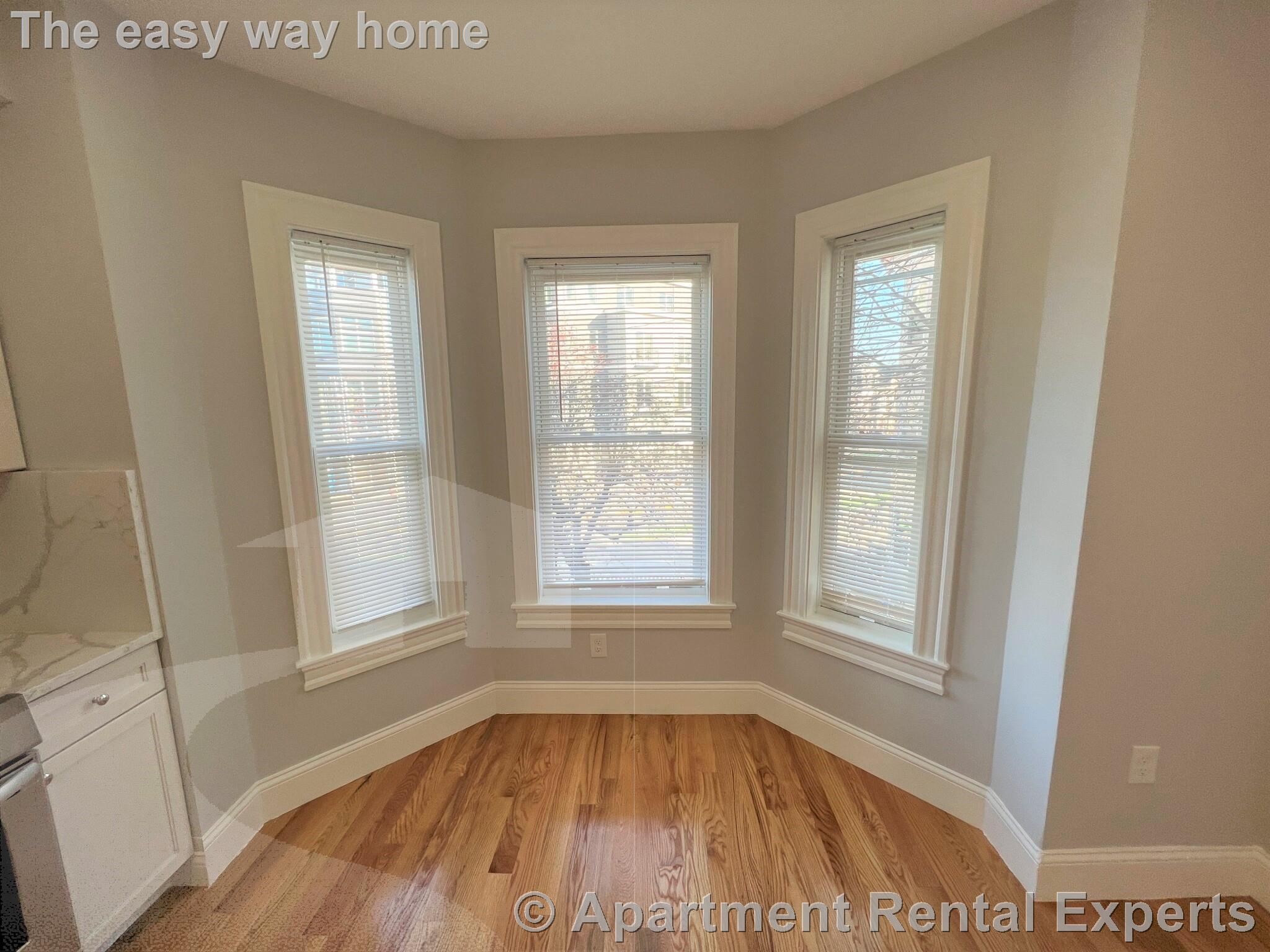 372 Oxford St, Porter Square