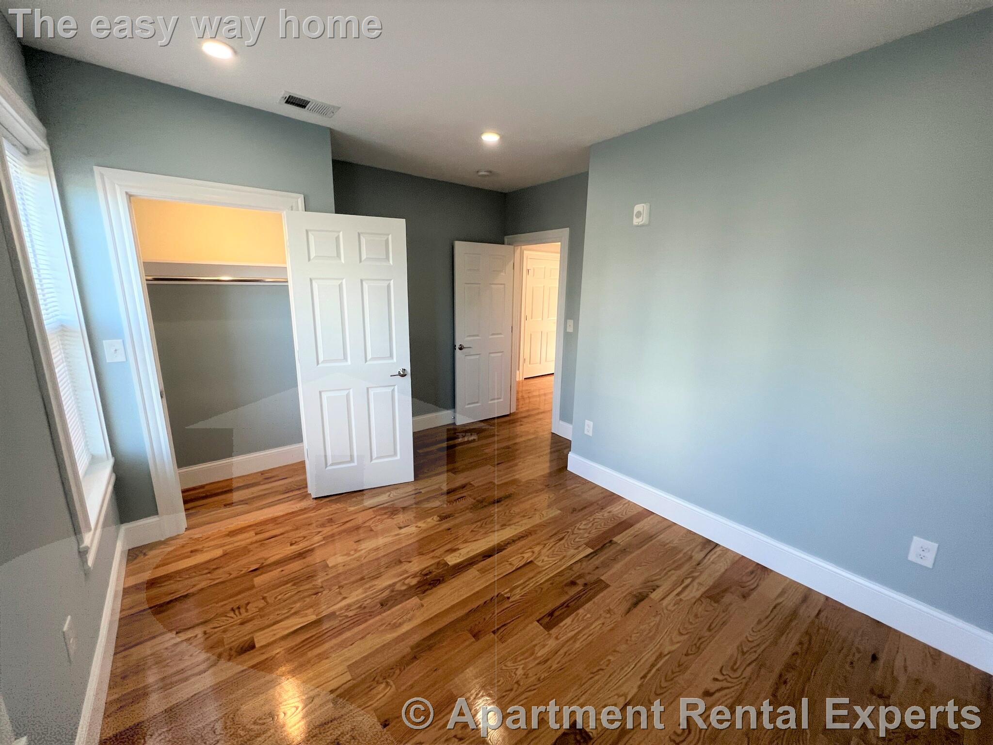 372 Oxford St, Porter Square