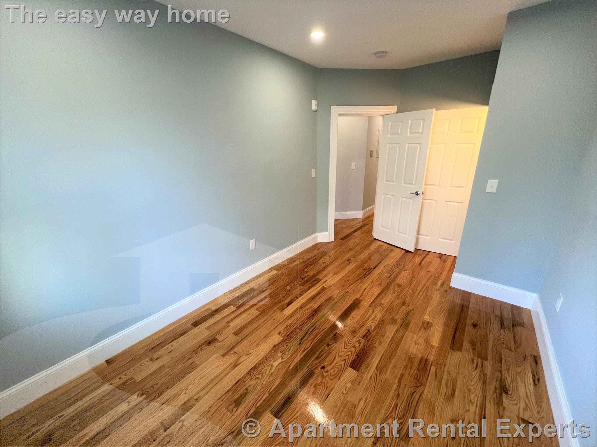 372 Oxford St, Porter Square