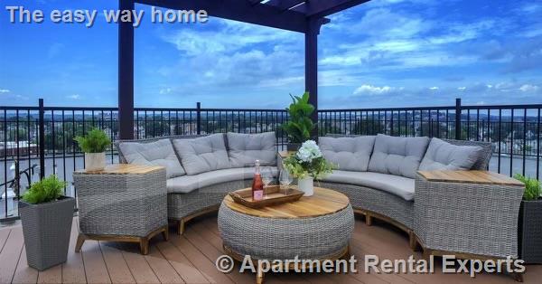 519 Broadway, Magoun Square