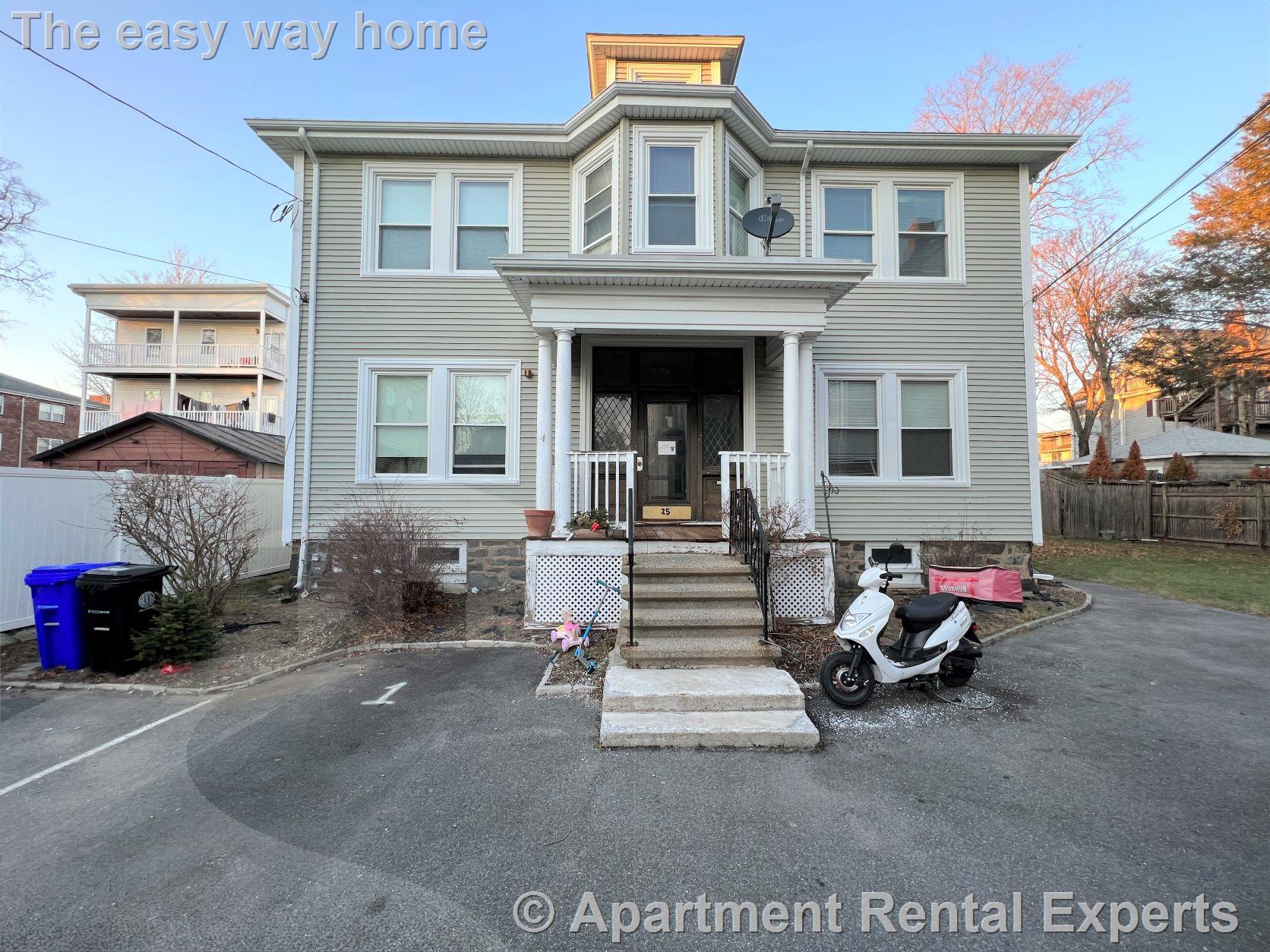 25 Chestnut St, Malden Center