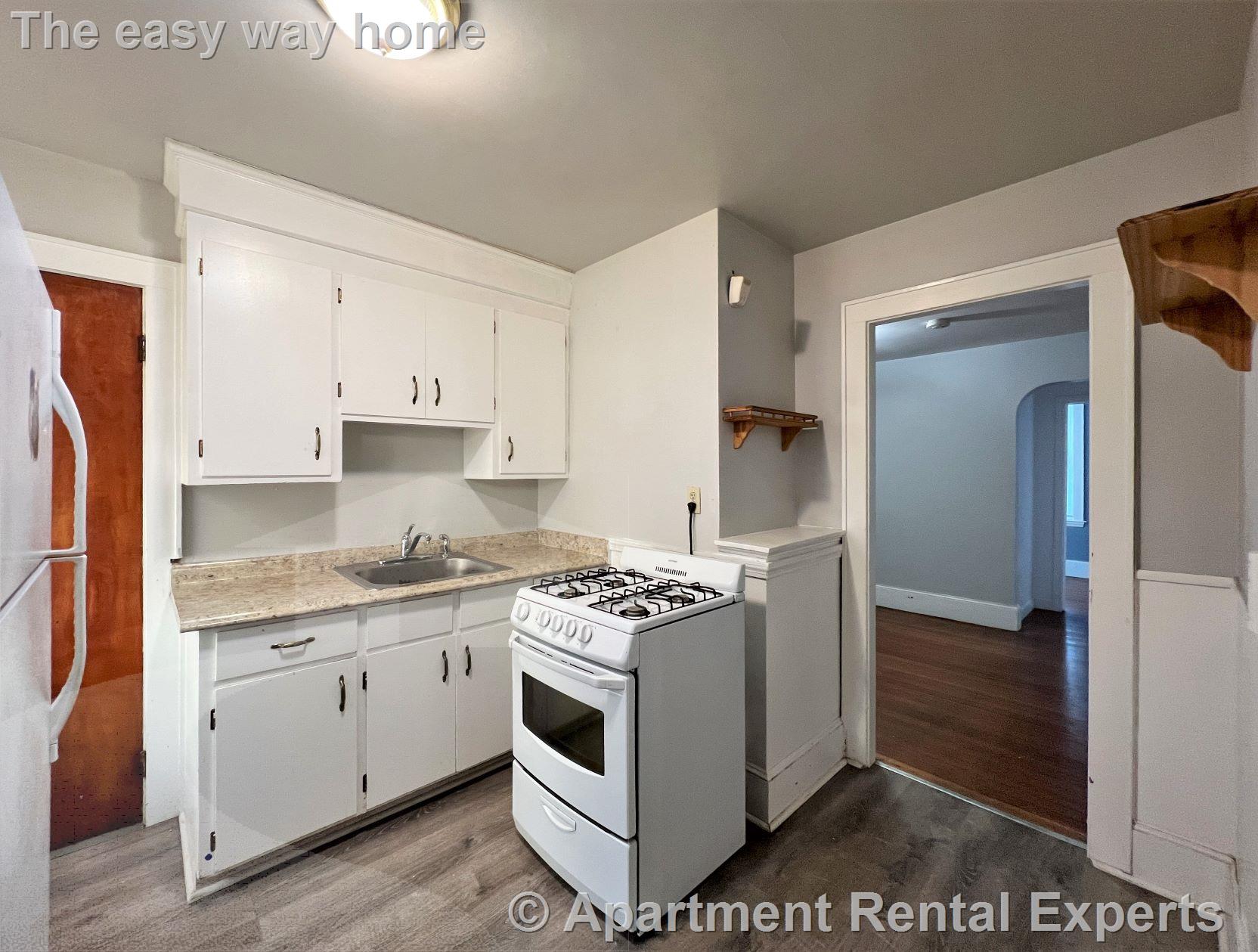 25 Chestnut St, Malden Center