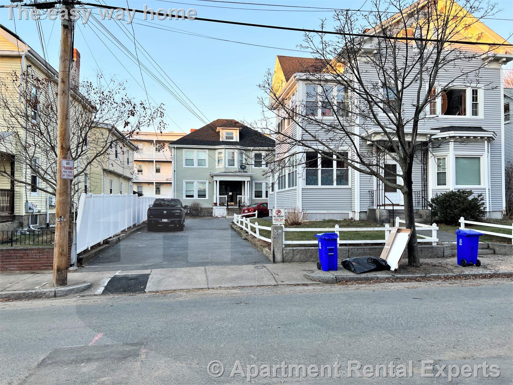 25 Chestnut St, Malden Center