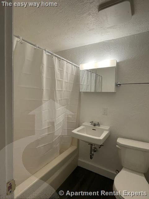 111 Walnut St, Winter Hill