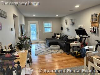 84 Billings Ave, Tufts