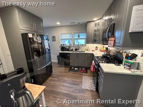 84 Billings Ave, Tufts