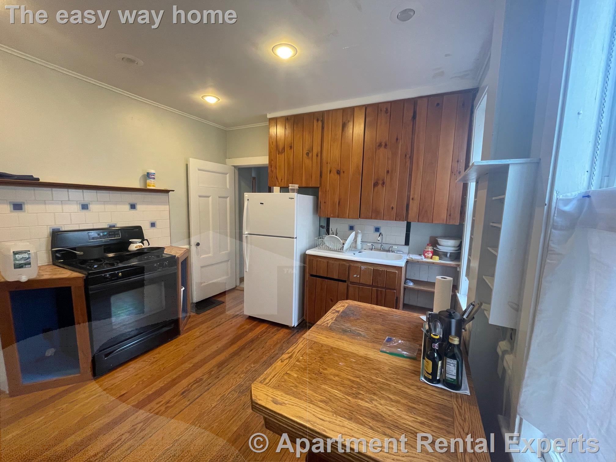 94 College Ave, Davis Square