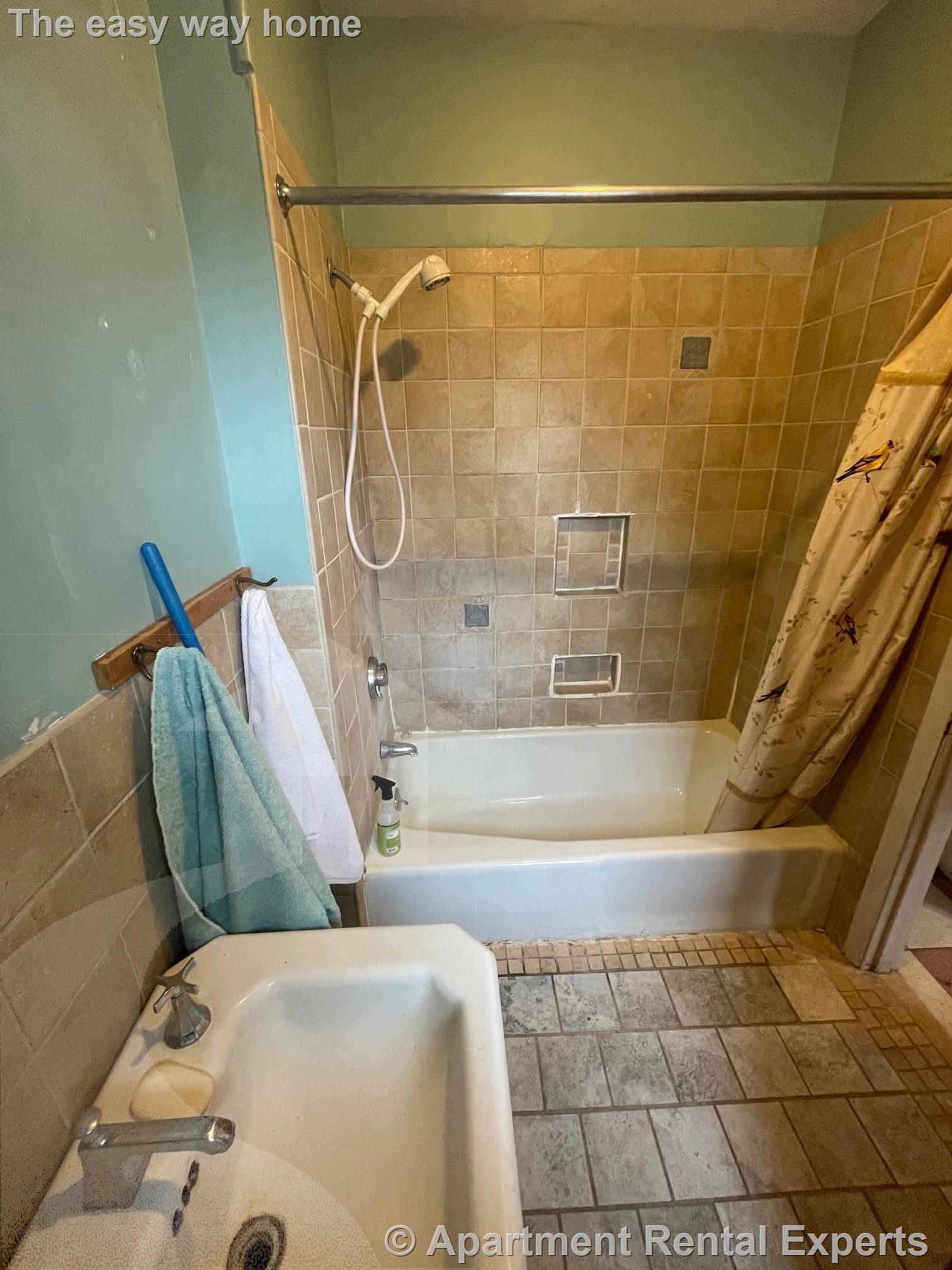 94 College Ave, Davis Square