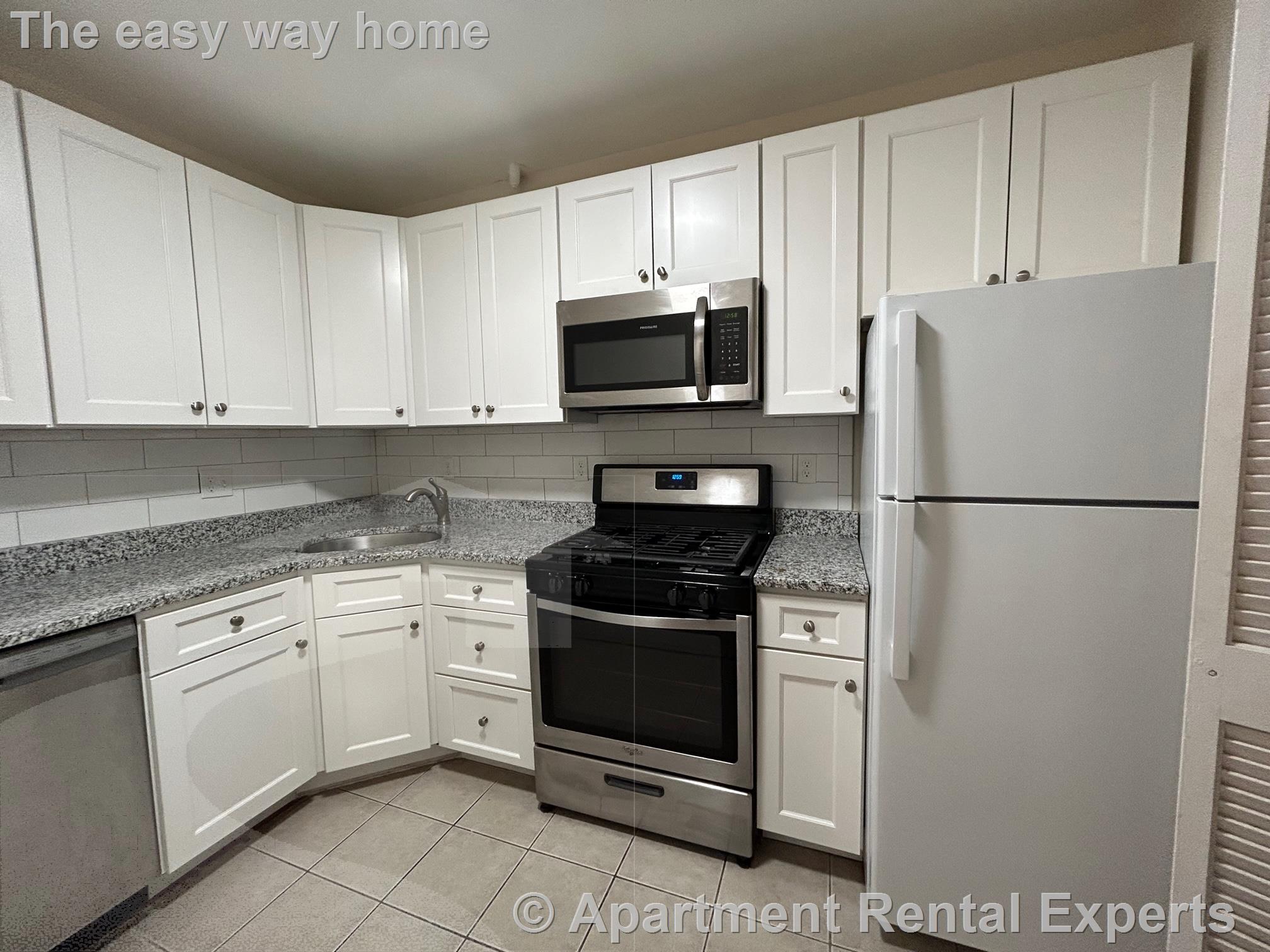 16 Yarmouth St, Back Bay