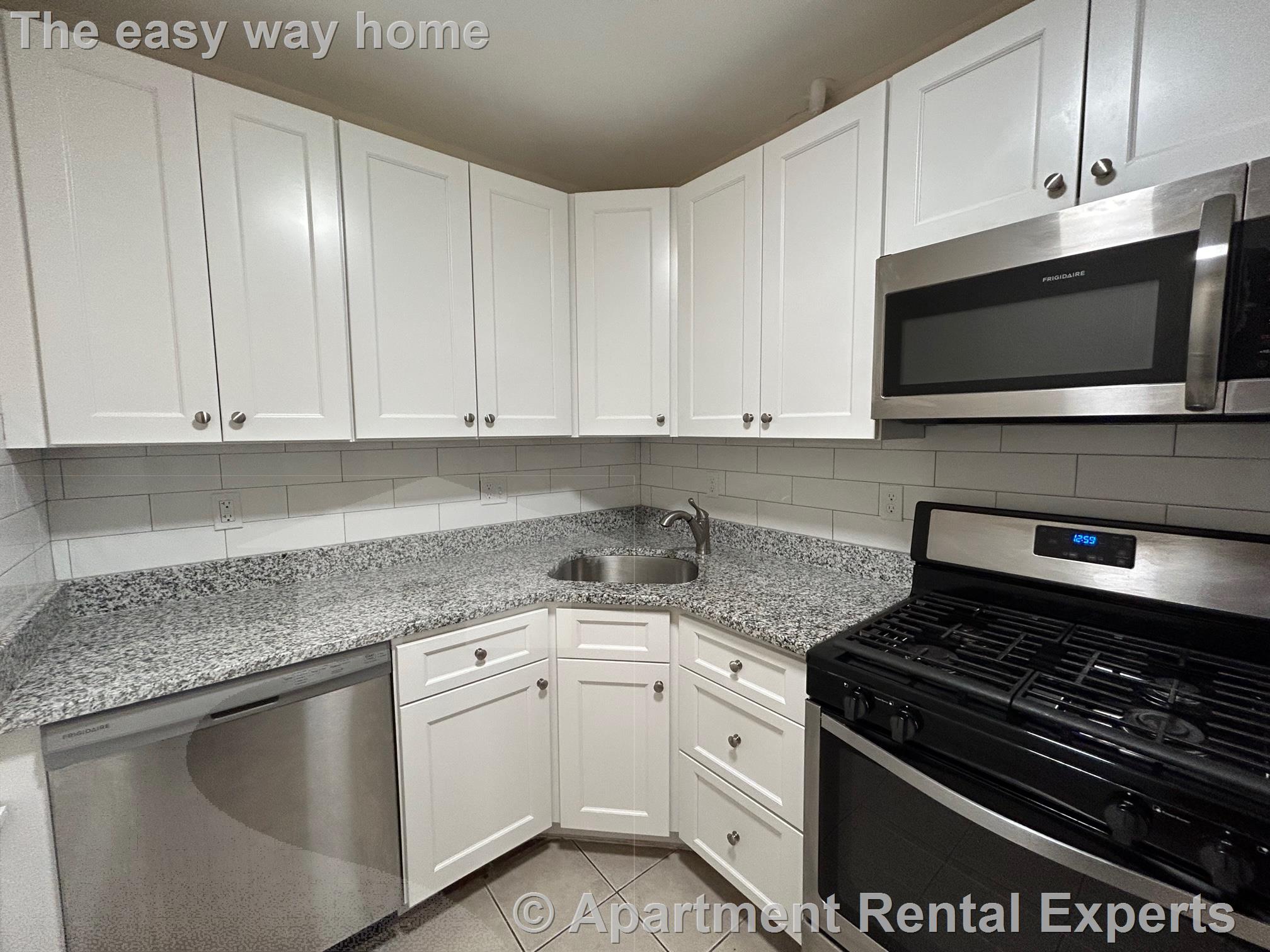 16 Yarmouth St, Back Bay