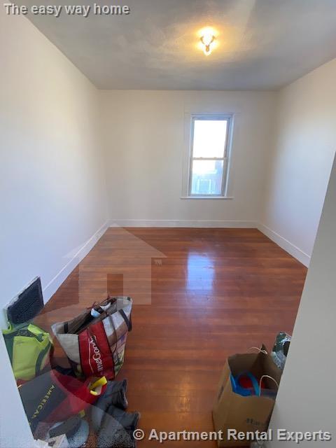 59 Conwell Ave, Teele Square