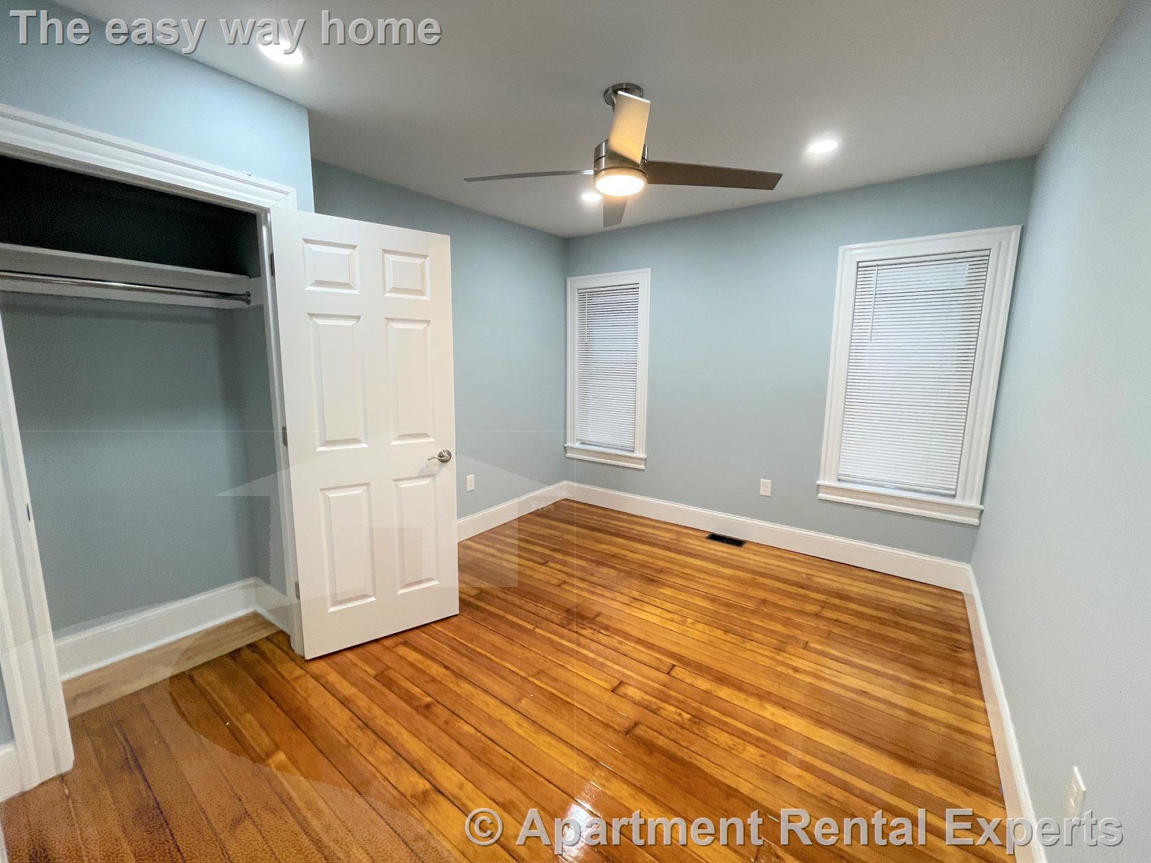 3 Mossland St, Porter Square