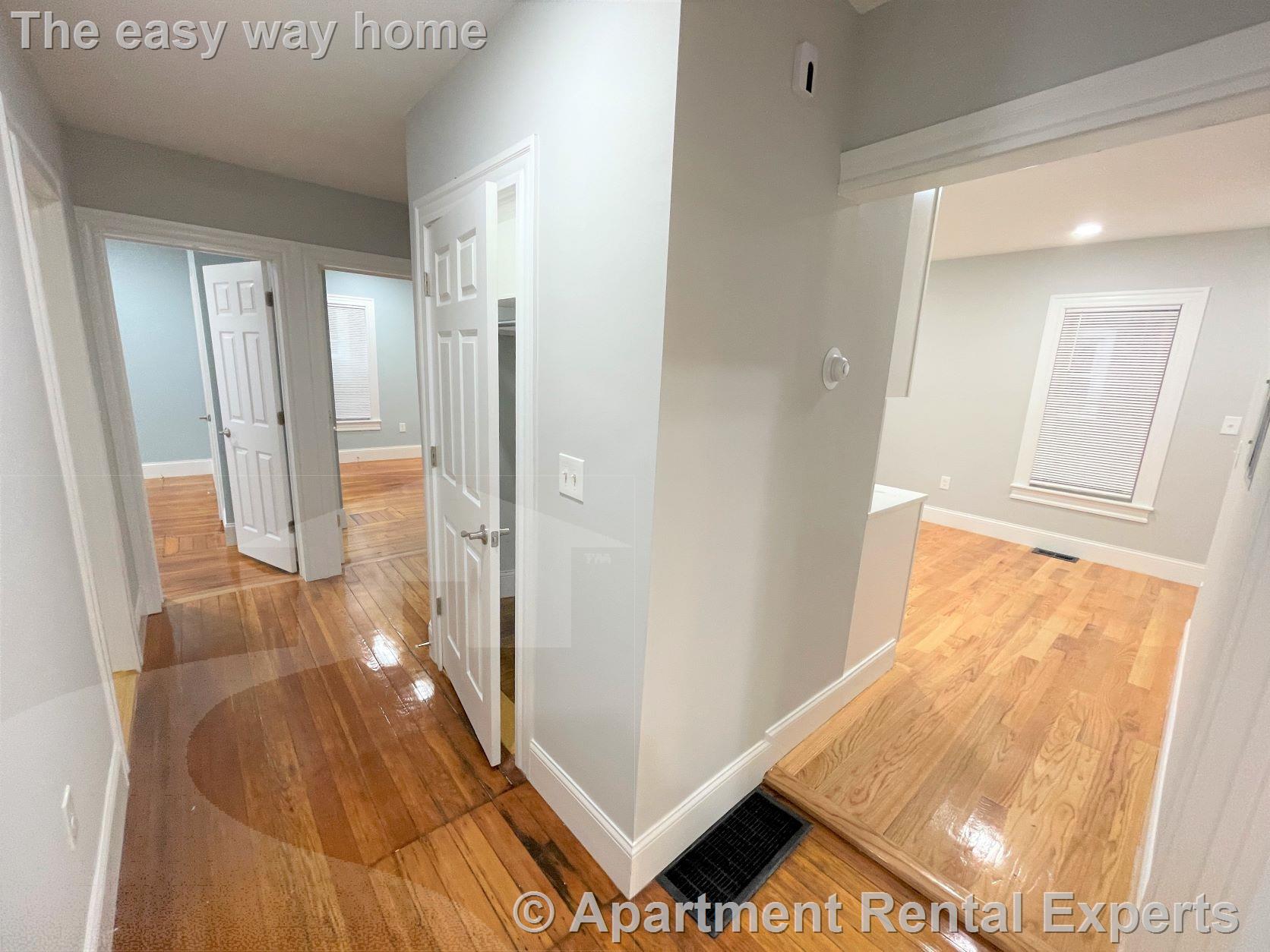 3 Mossland St, Porter Square