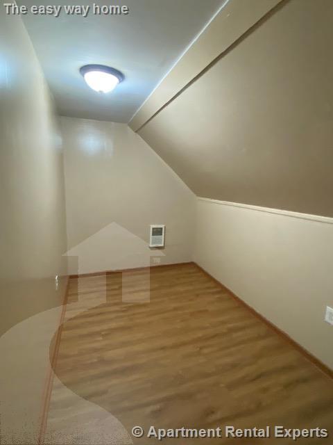 11 Oakland Ave, Winter Hill