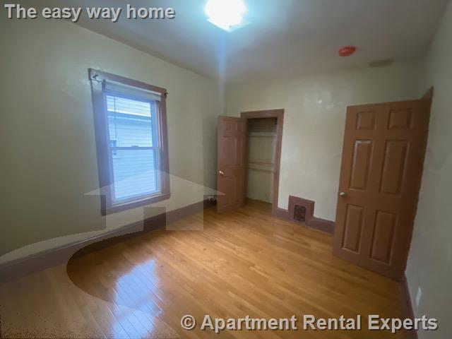 11 Oakland Ave, Winter Hill