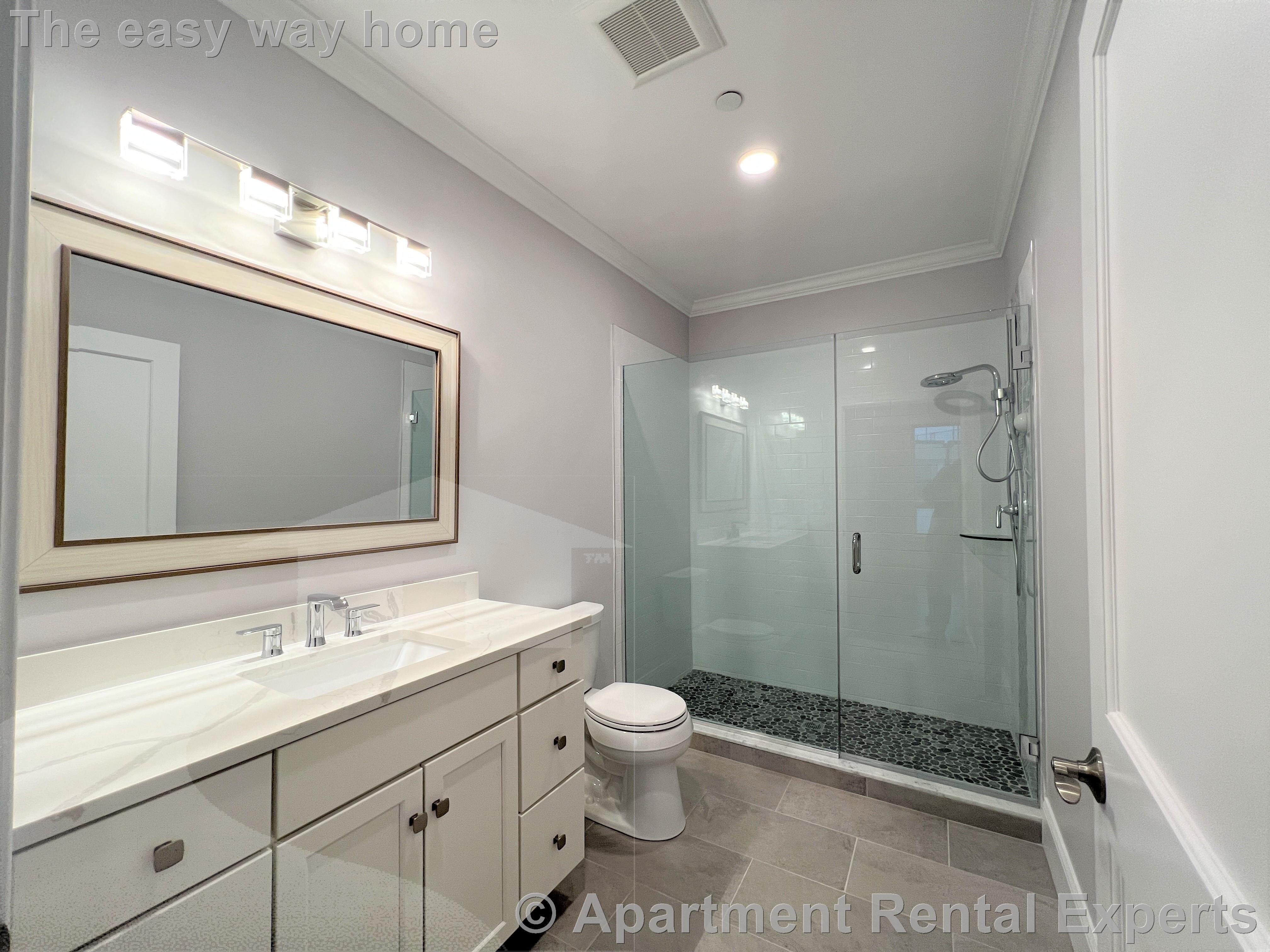 519 Broadway, Magoun Square