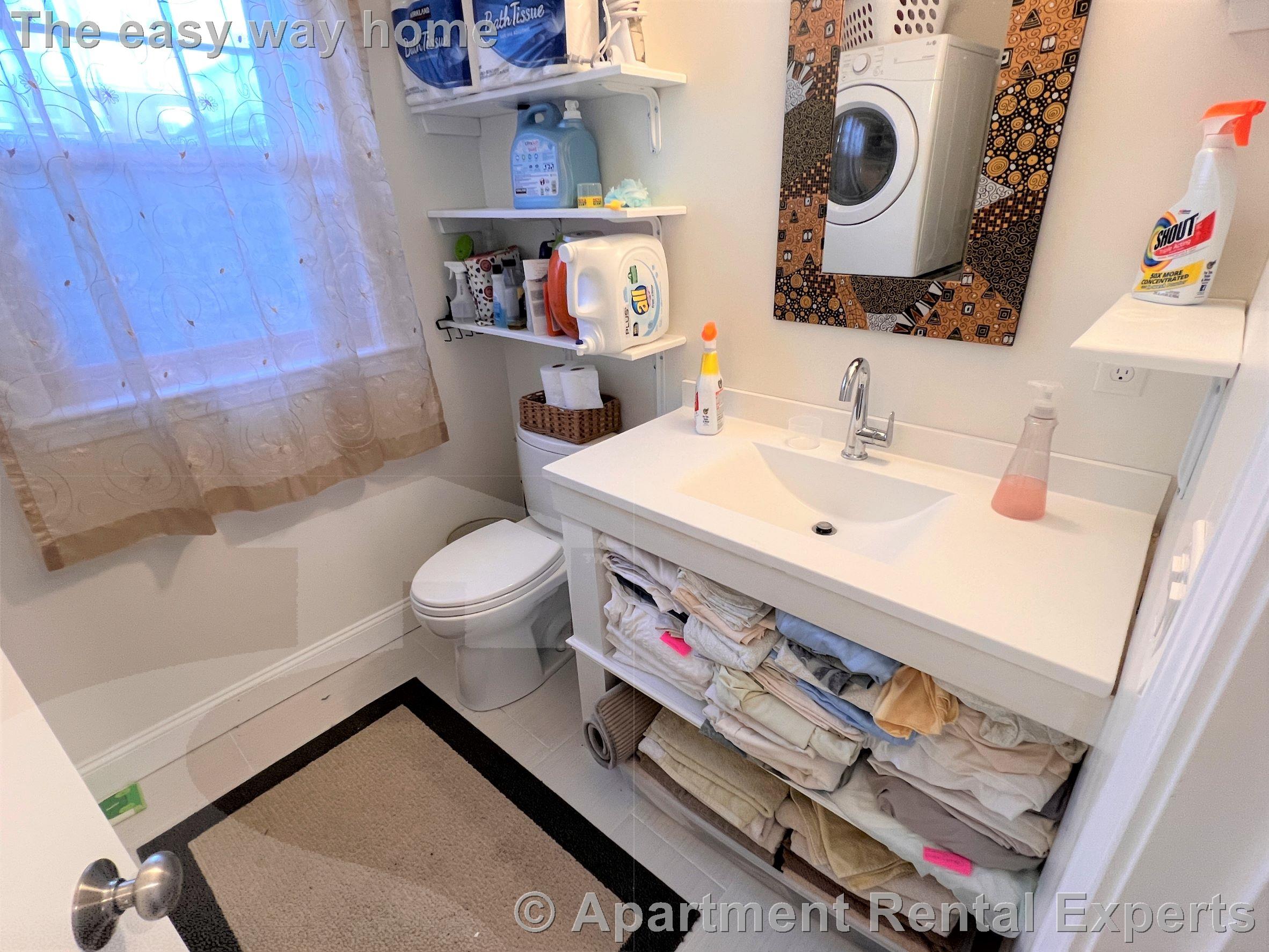 8 Goodman Rd, Mid Cambridge