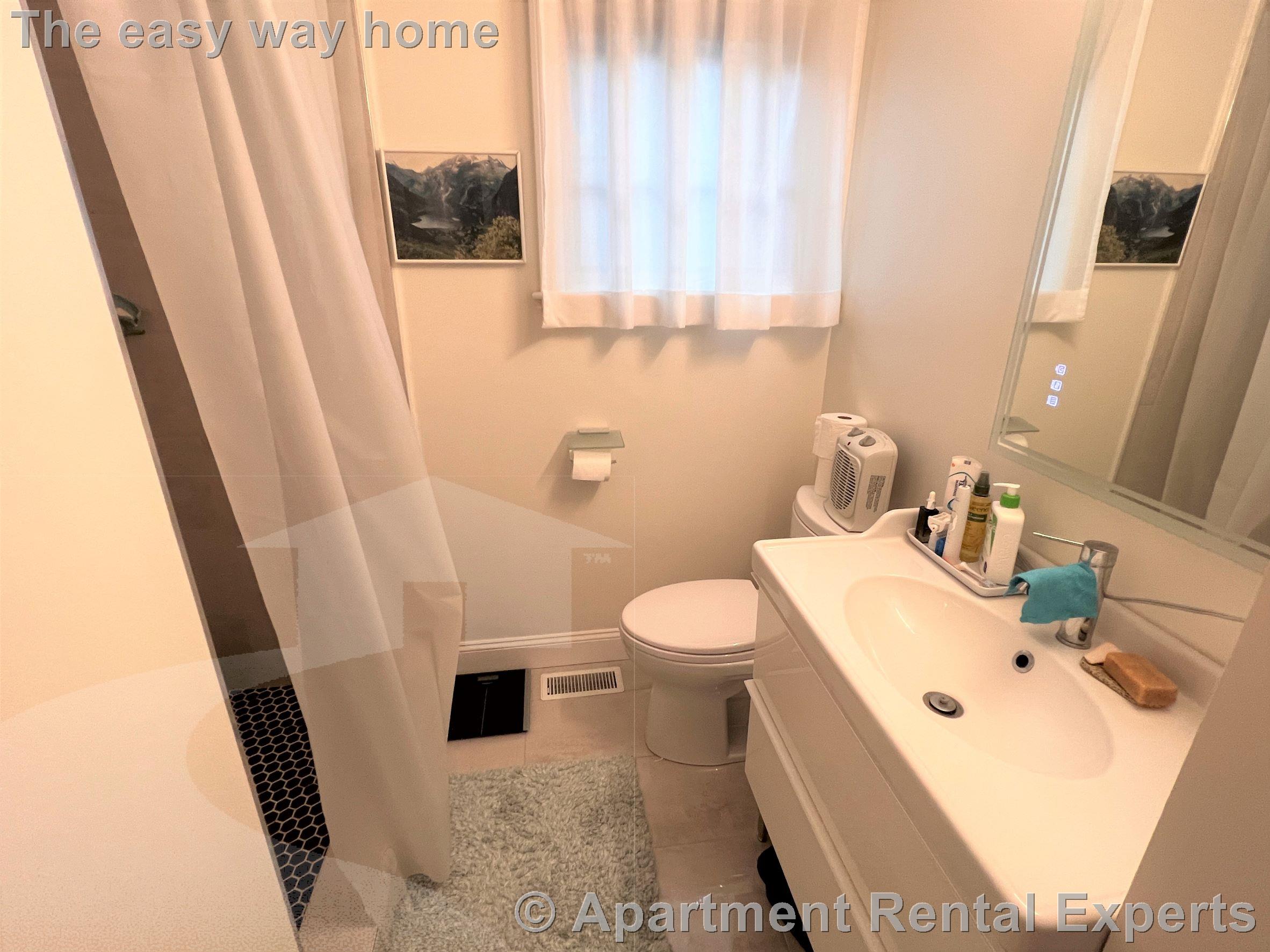 8 Goodman Rd, Mid Cambridge