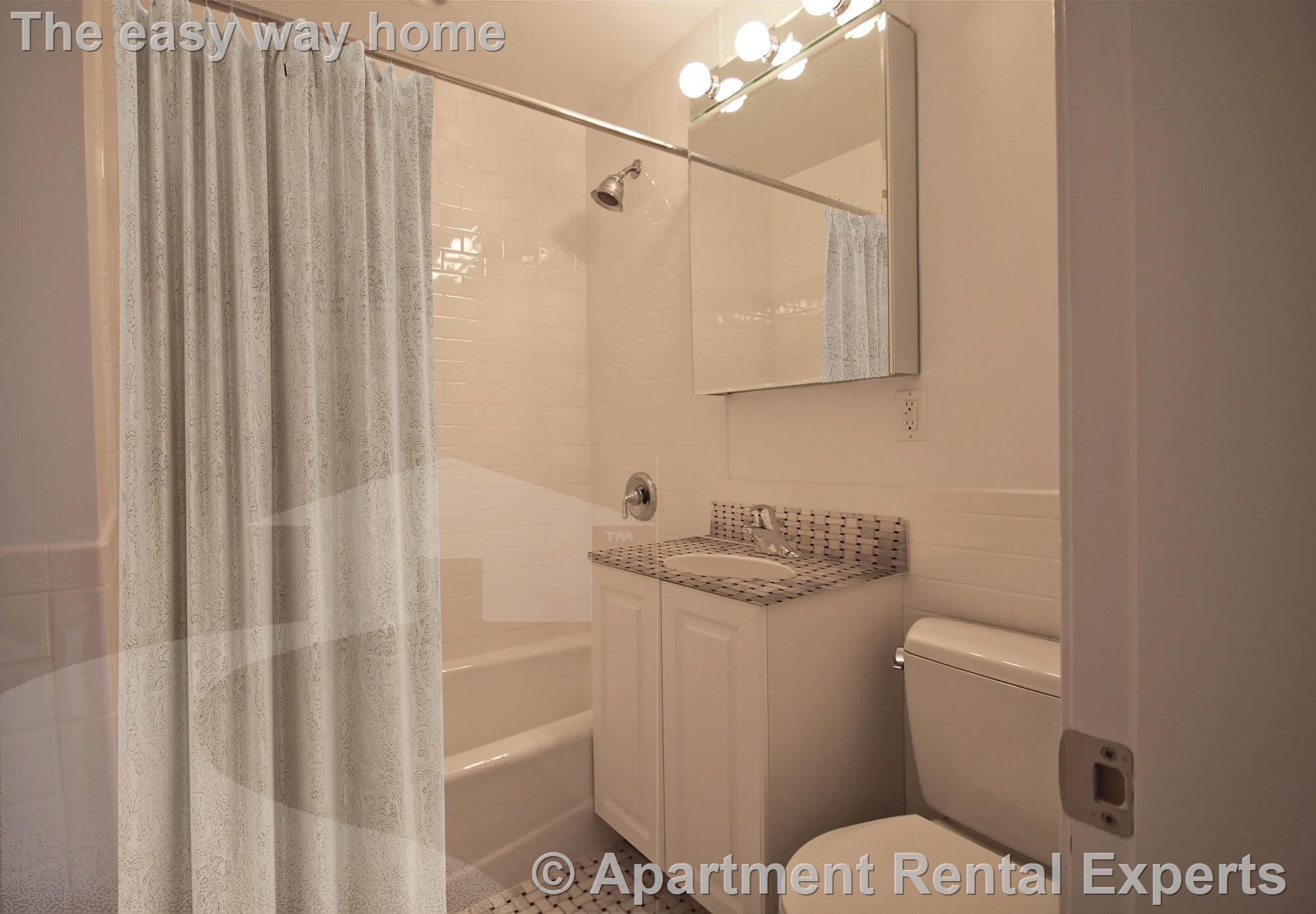 60 Brattle St, Harvard Square