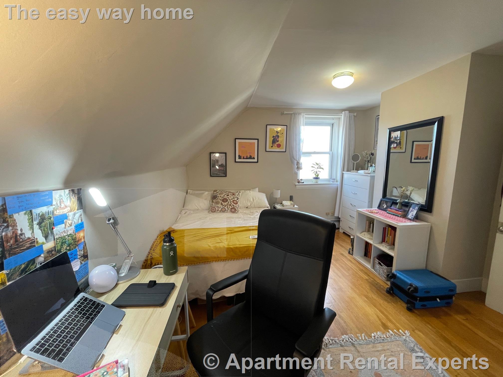 20 Park Ave, Davis Square