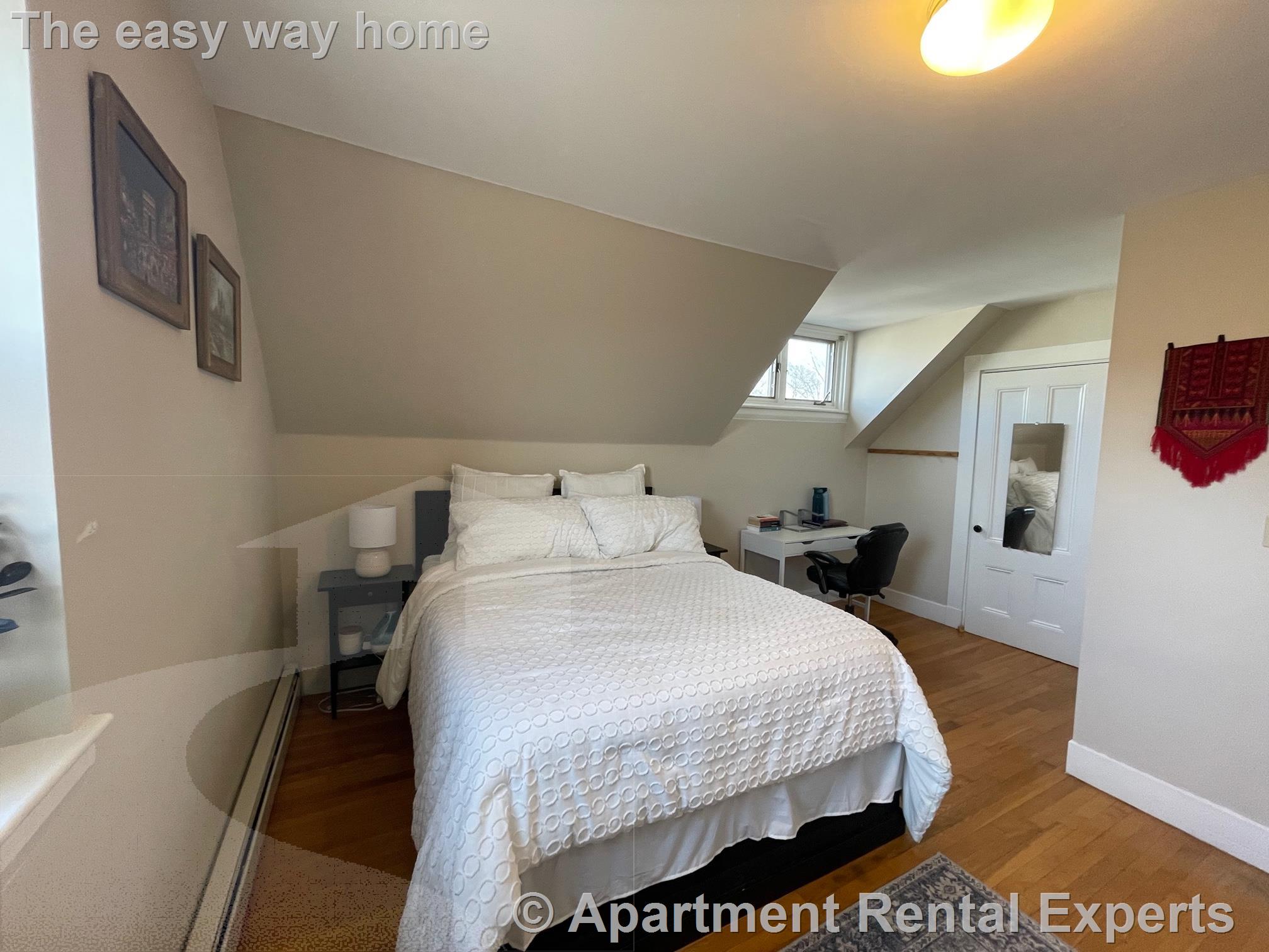 20 Park Ave, Davis Square