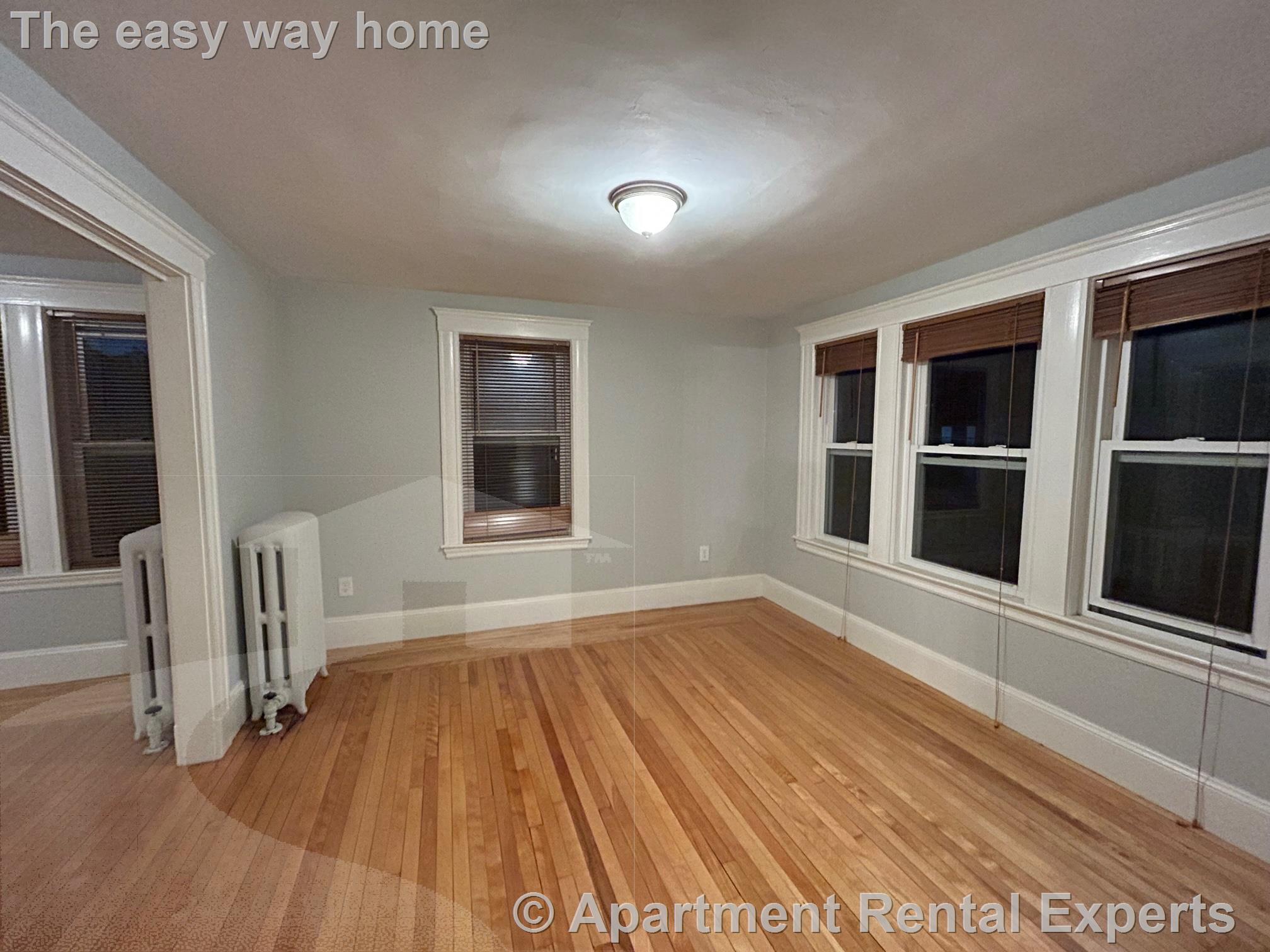 66 Thomas St, Medford Square