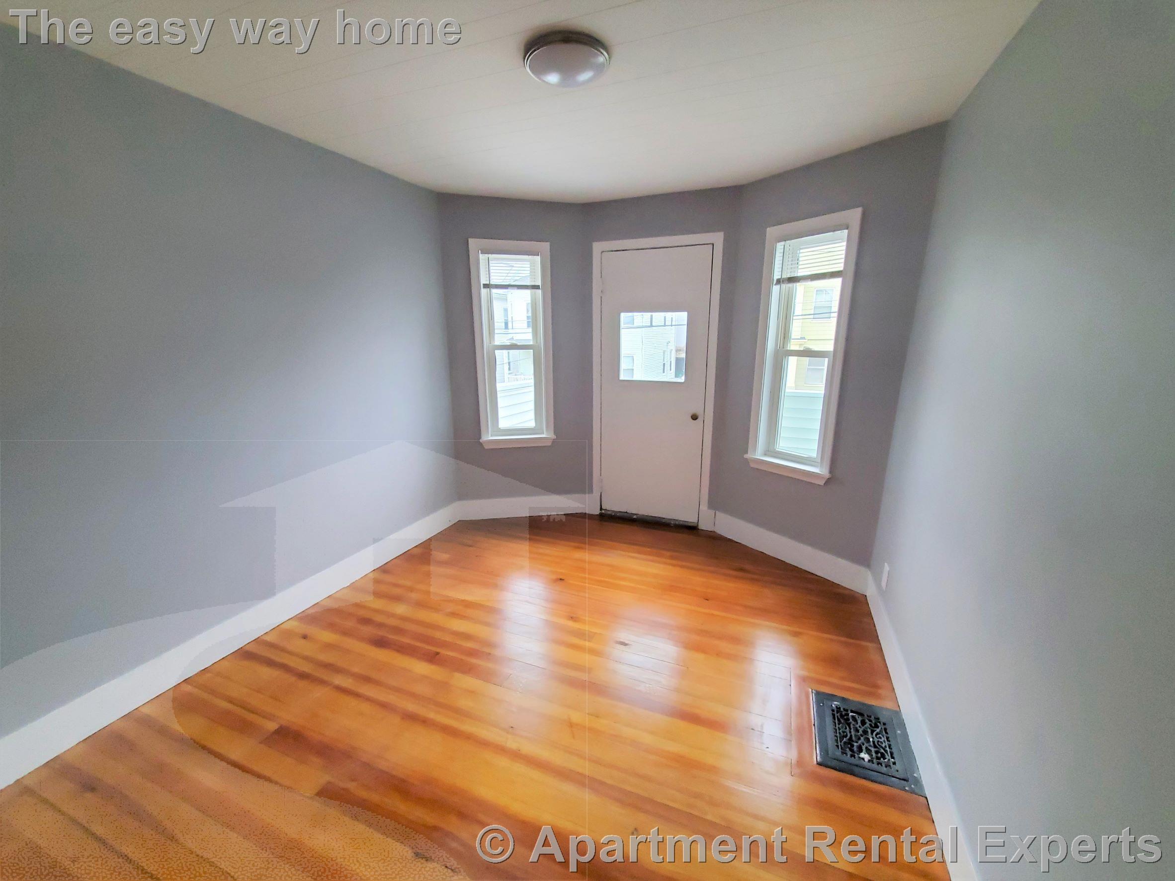 39 Albion St, Magoun Square