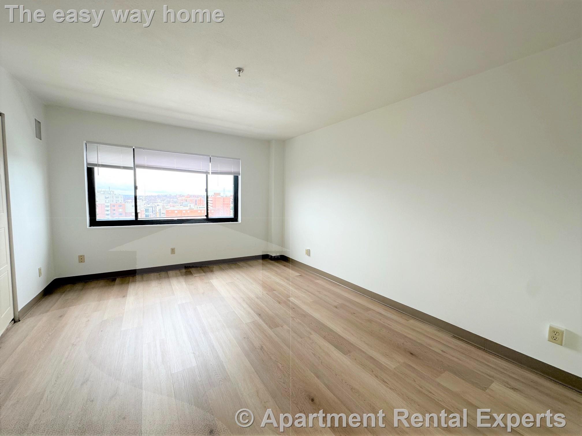 36 Dartmouth St, Malden Center