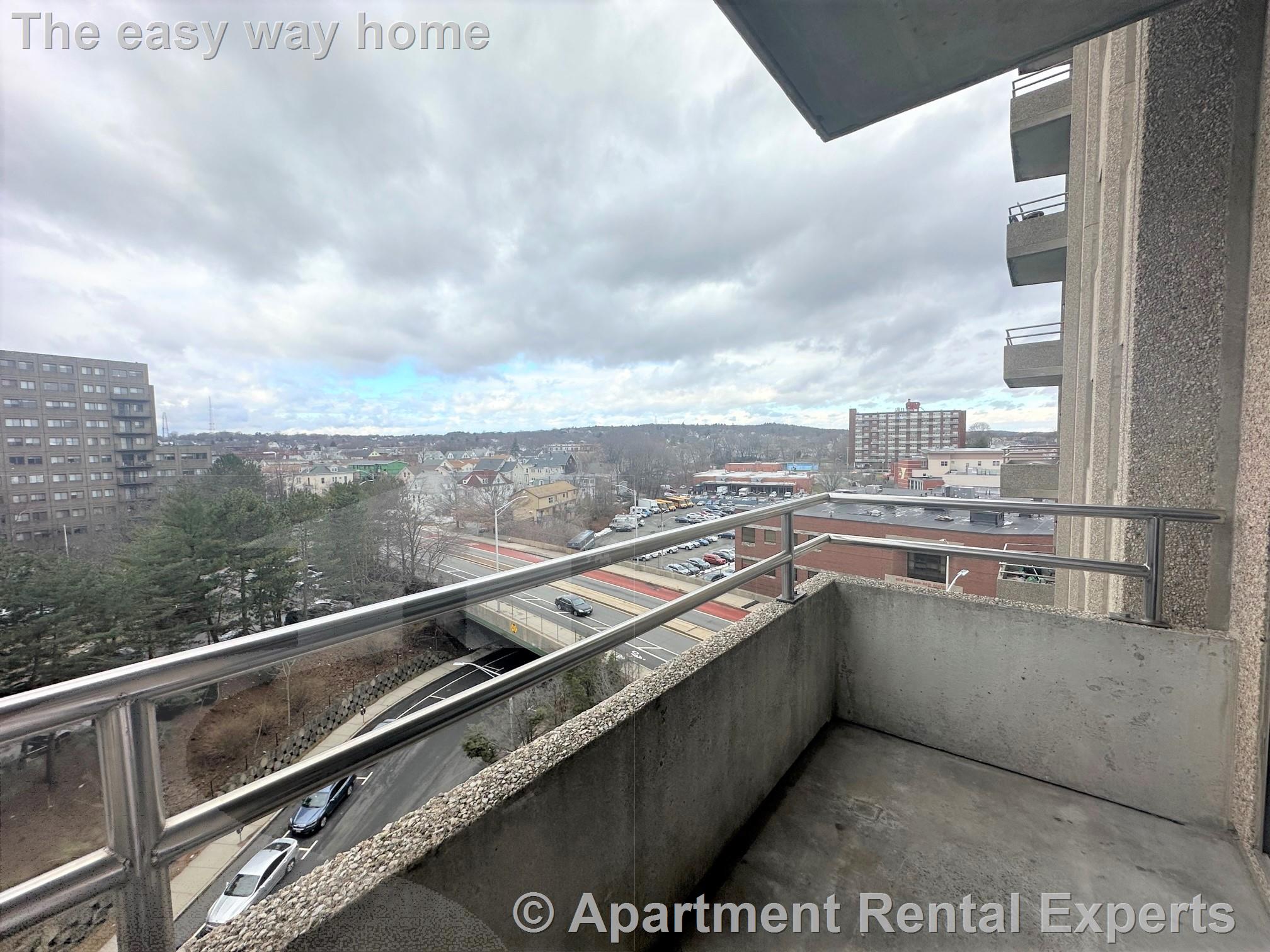 520 Main St, Malden Center