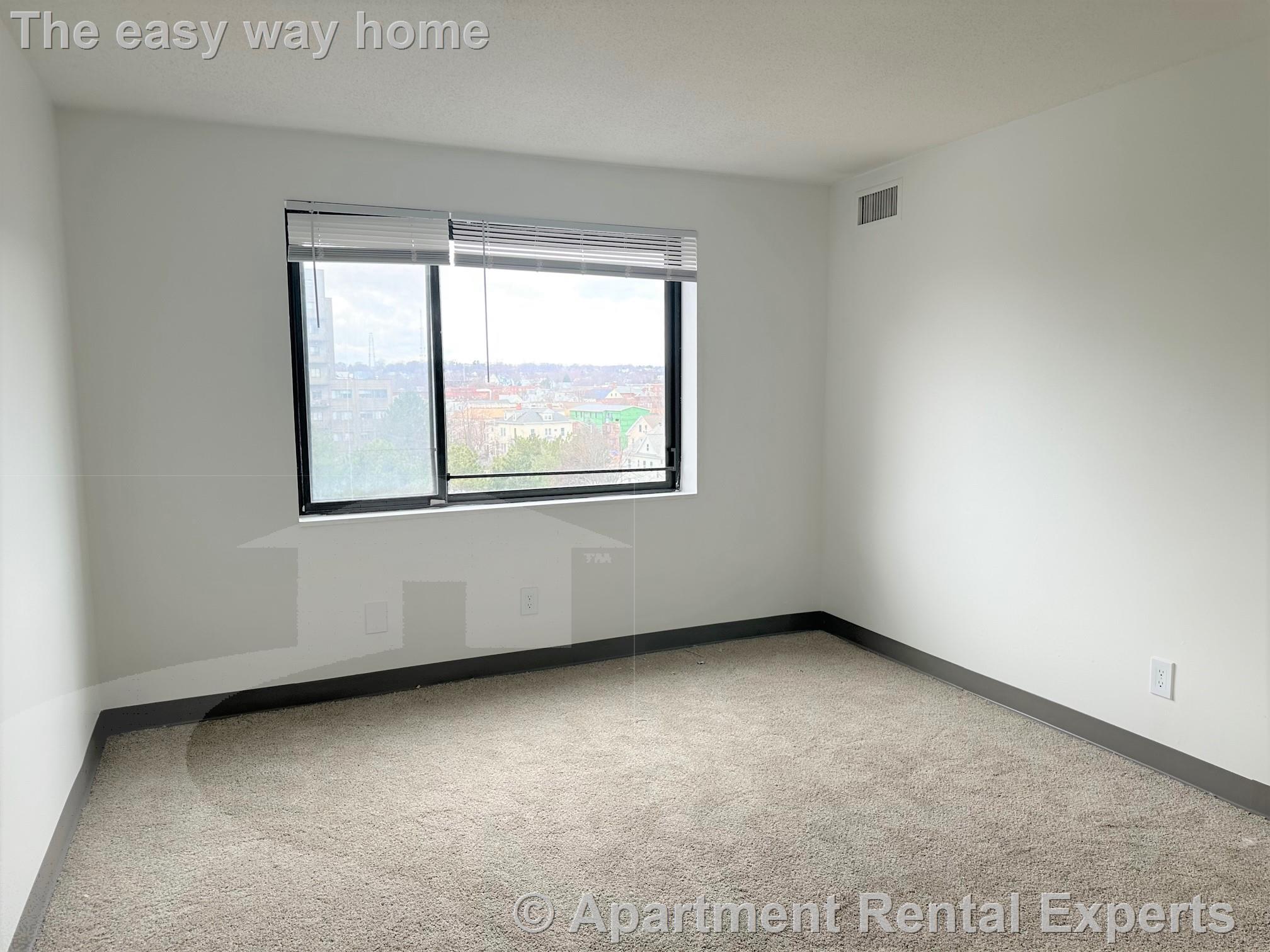 520 Main St, Malden Center