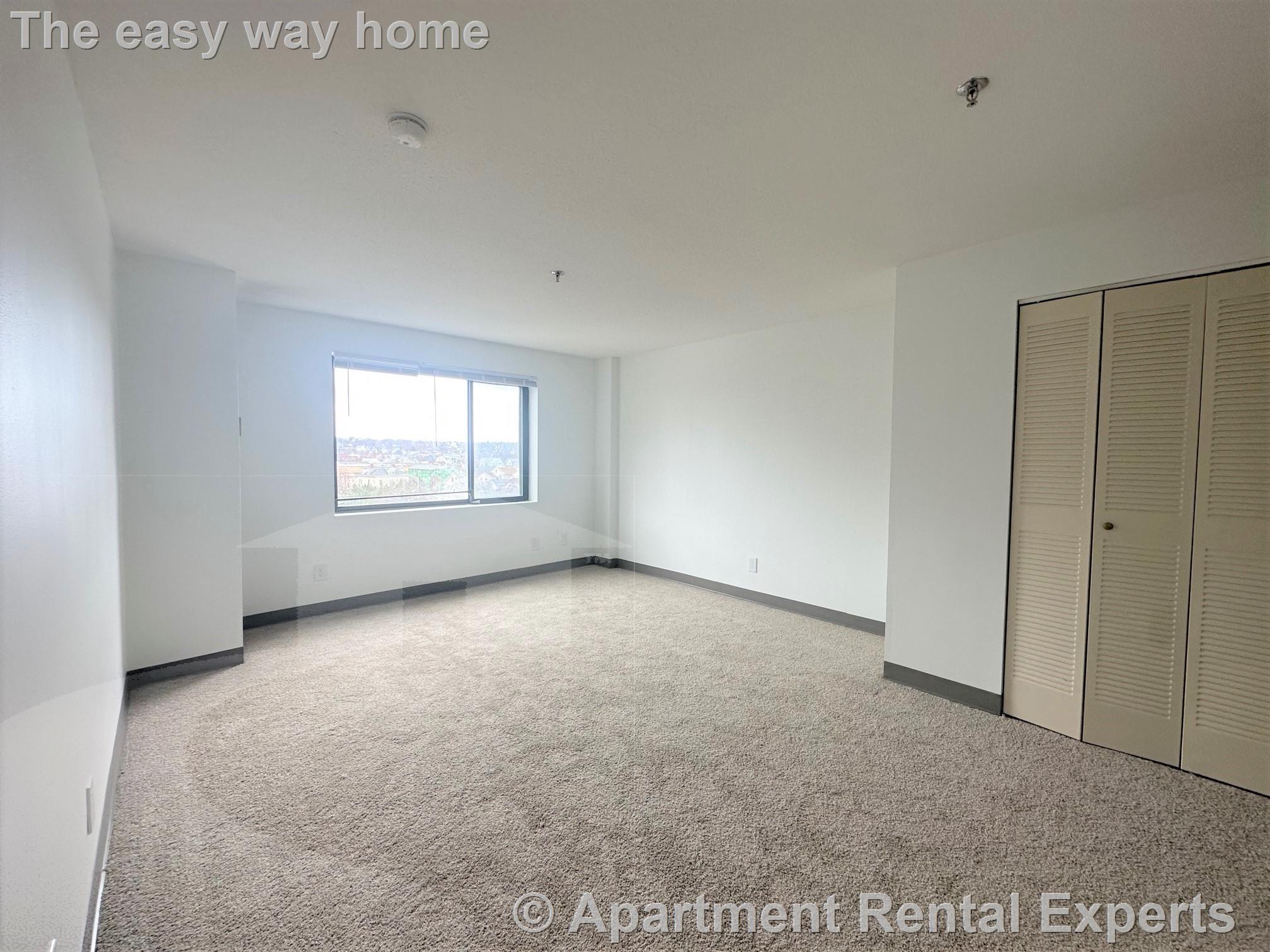 520 Main St, Malden Center