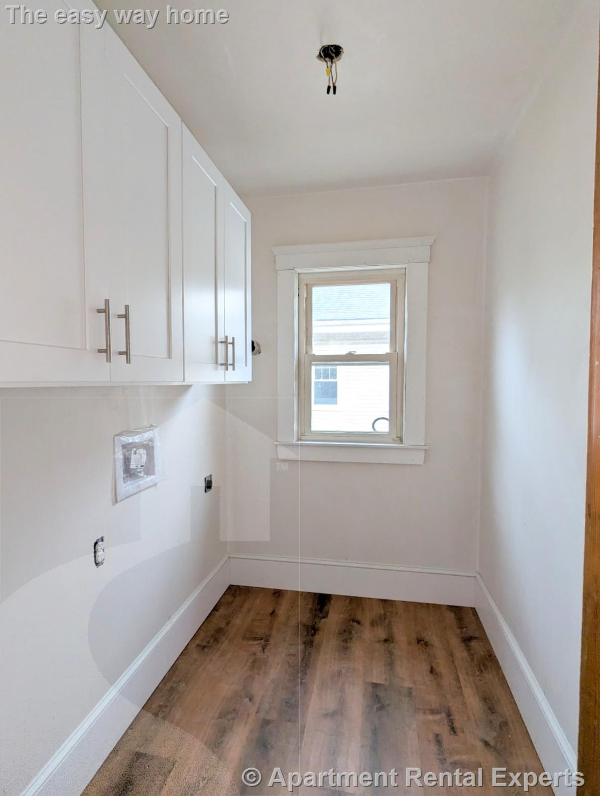 35 Trowbridge St, Arlington