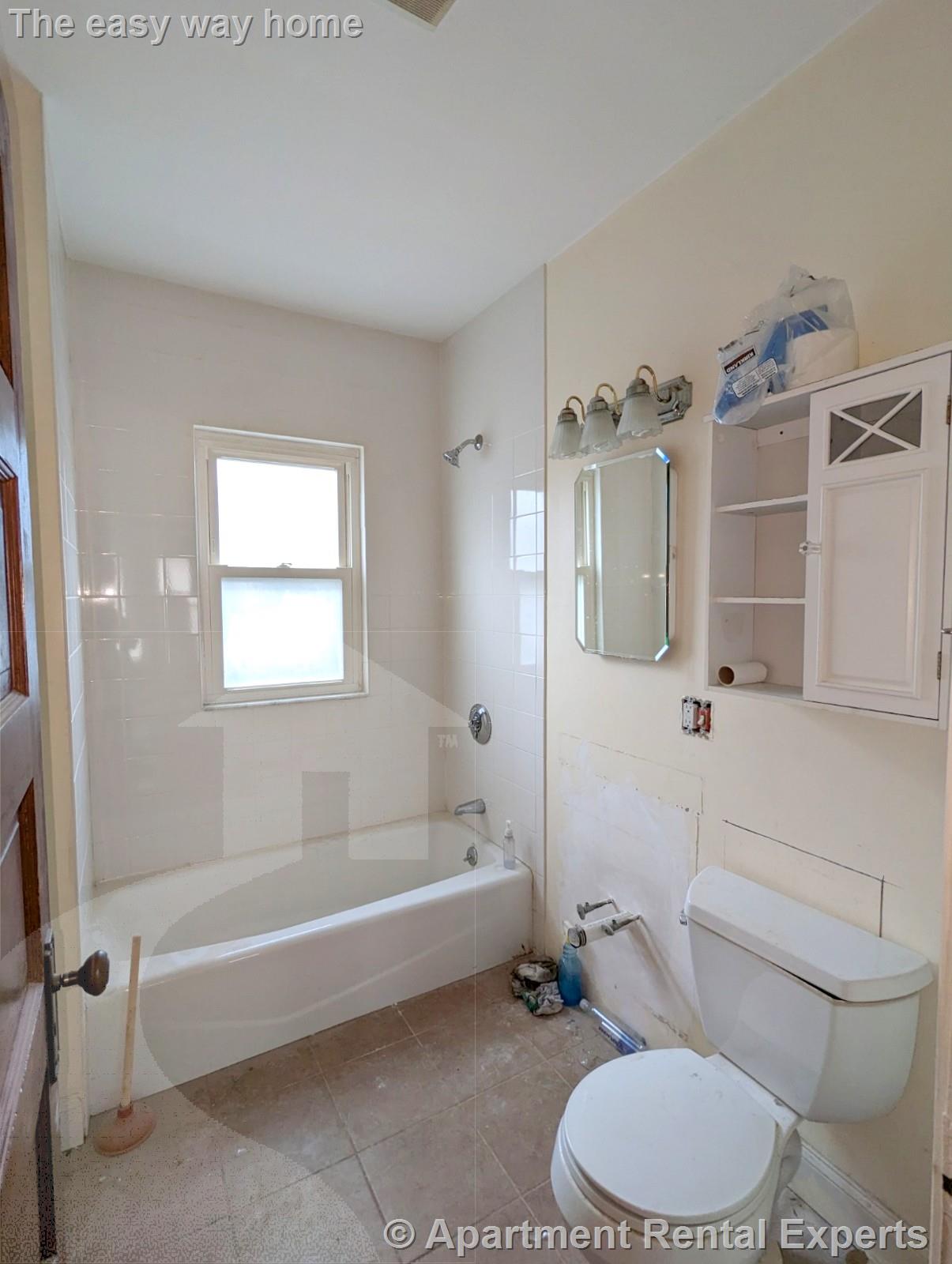 35 Trowbridge St, Arlington